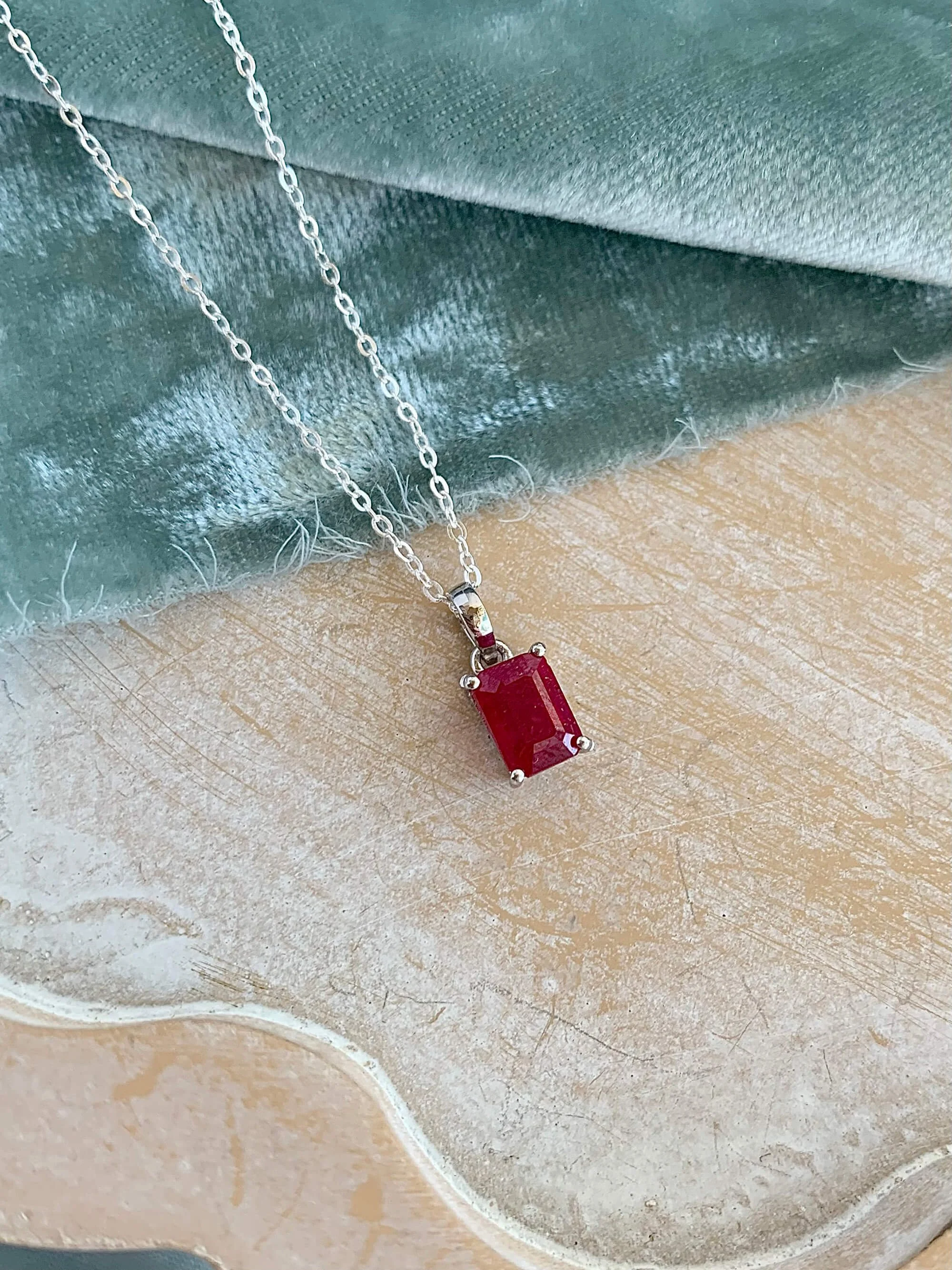 Glowing Ruby Silver Necklace