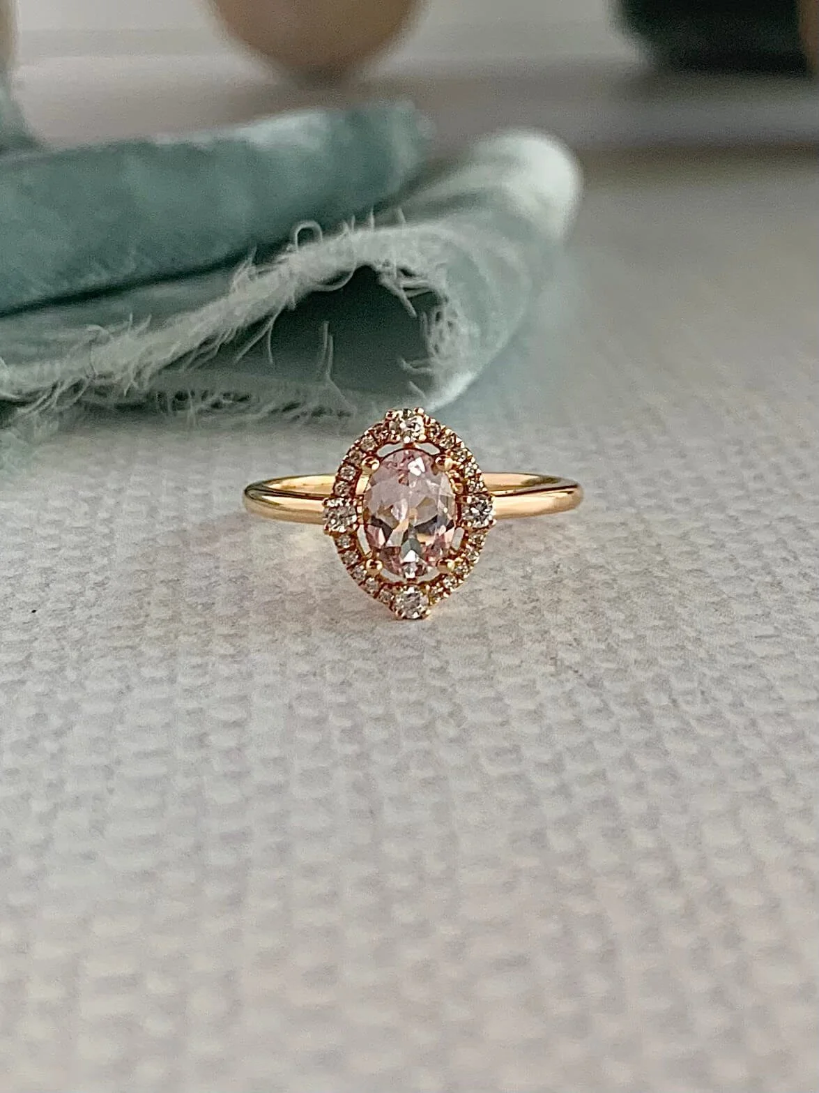 Morganite & Diamond 18k Yellow Gold Ring