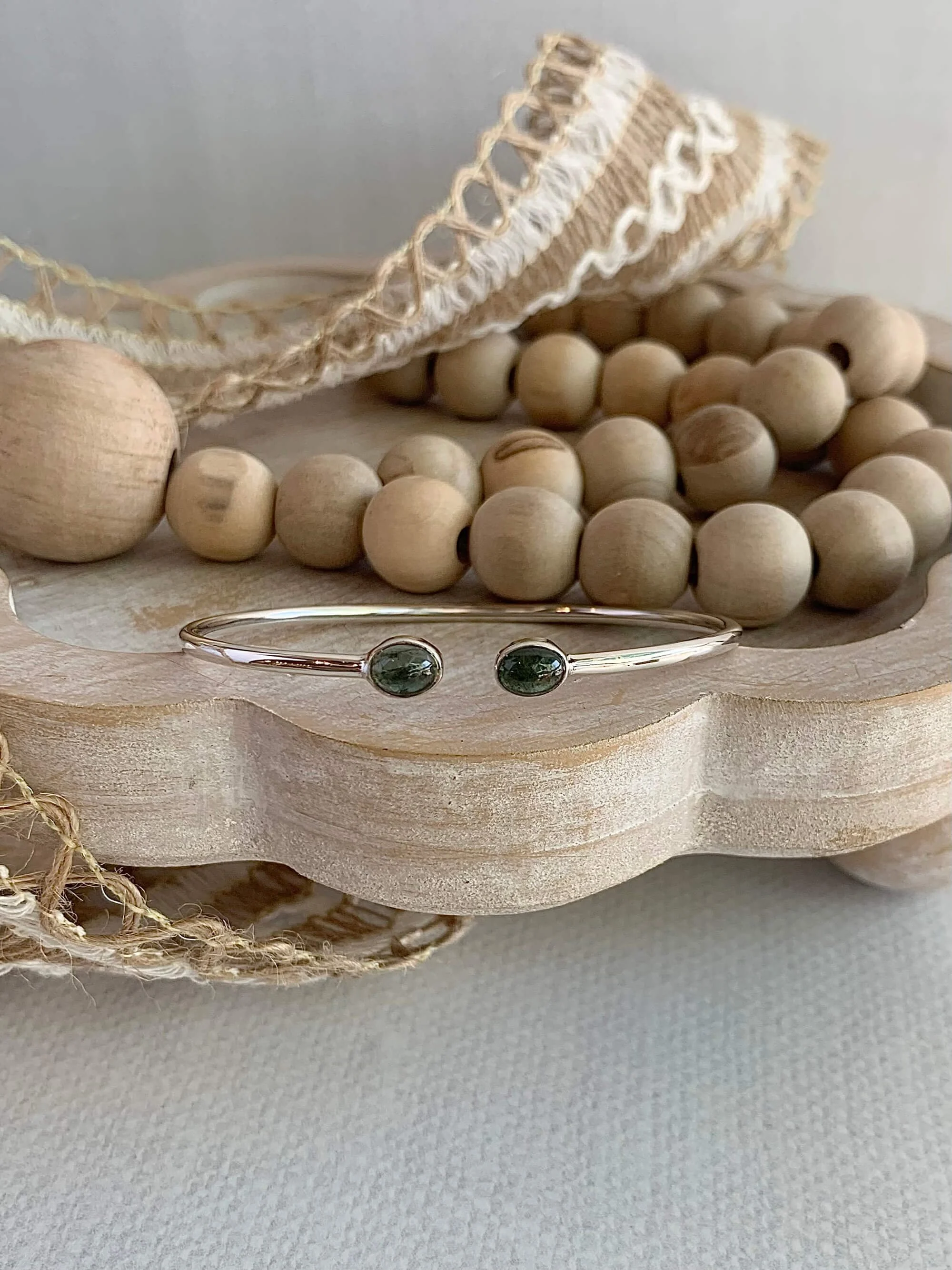 Cabachon Green Tourmaline Silver Twist Bracelet