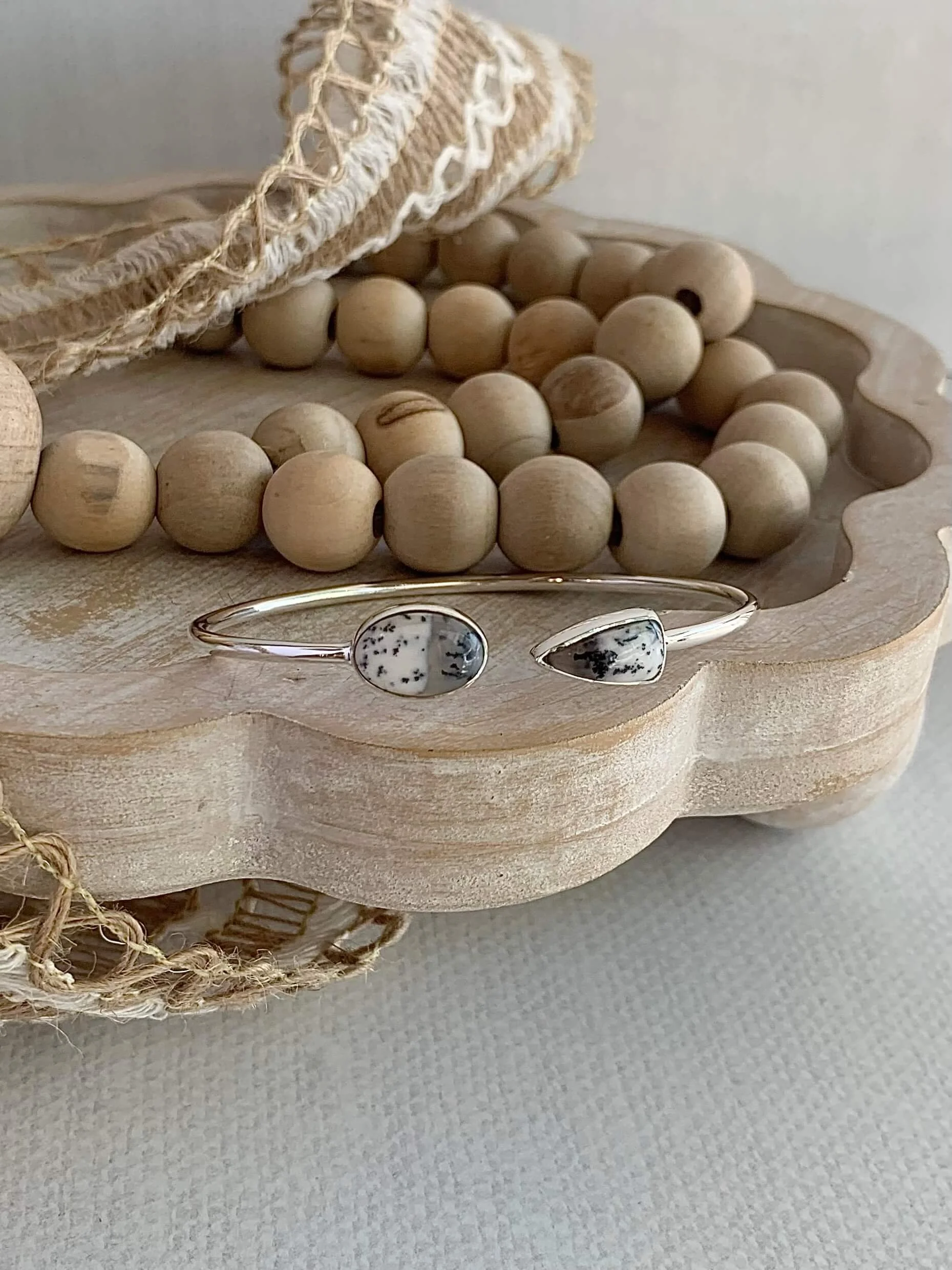 Gentle Dendritic Agate Silver Twist Bracelet