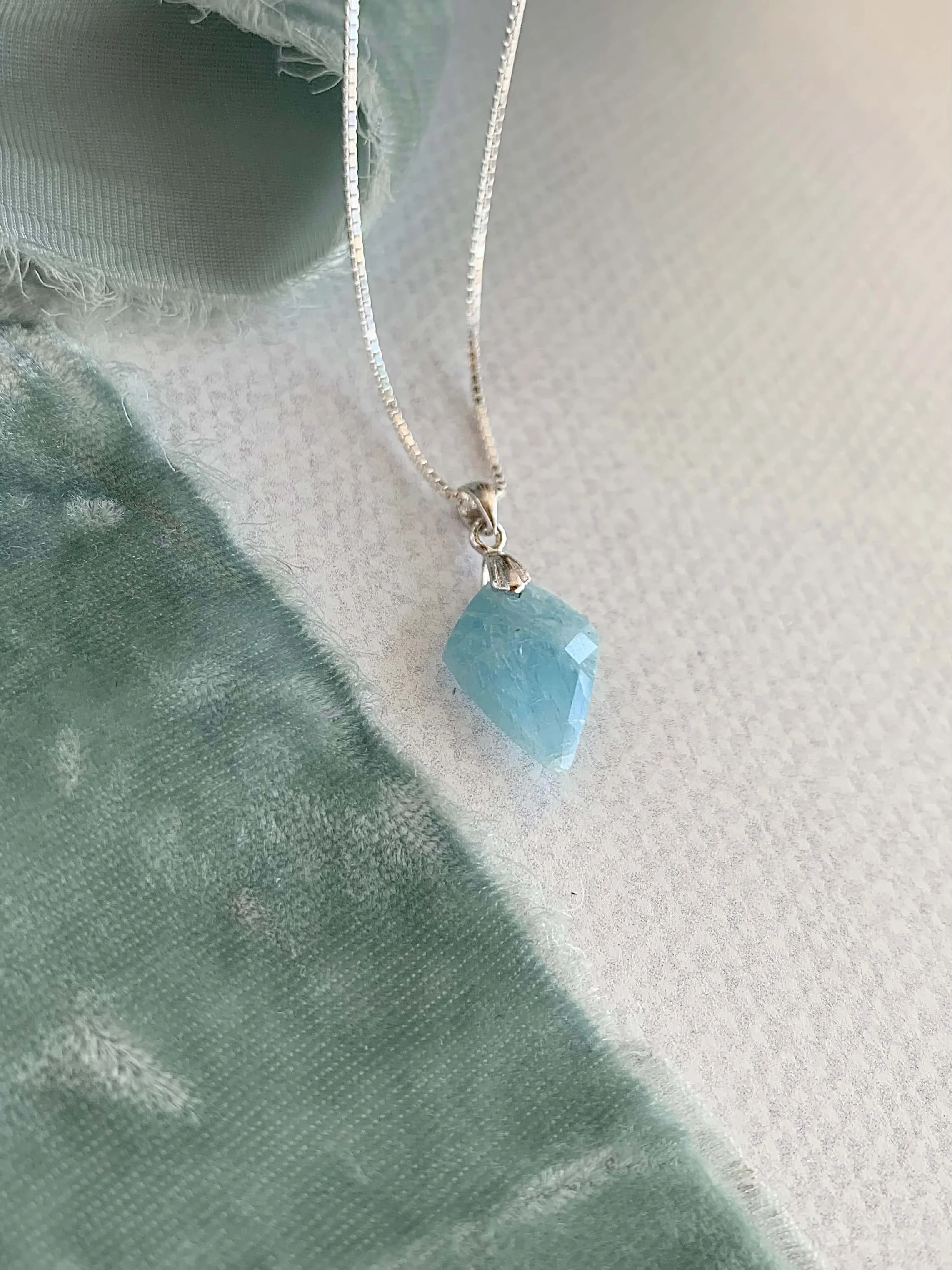 Reflective Milky Aquamarine Silver Necklace