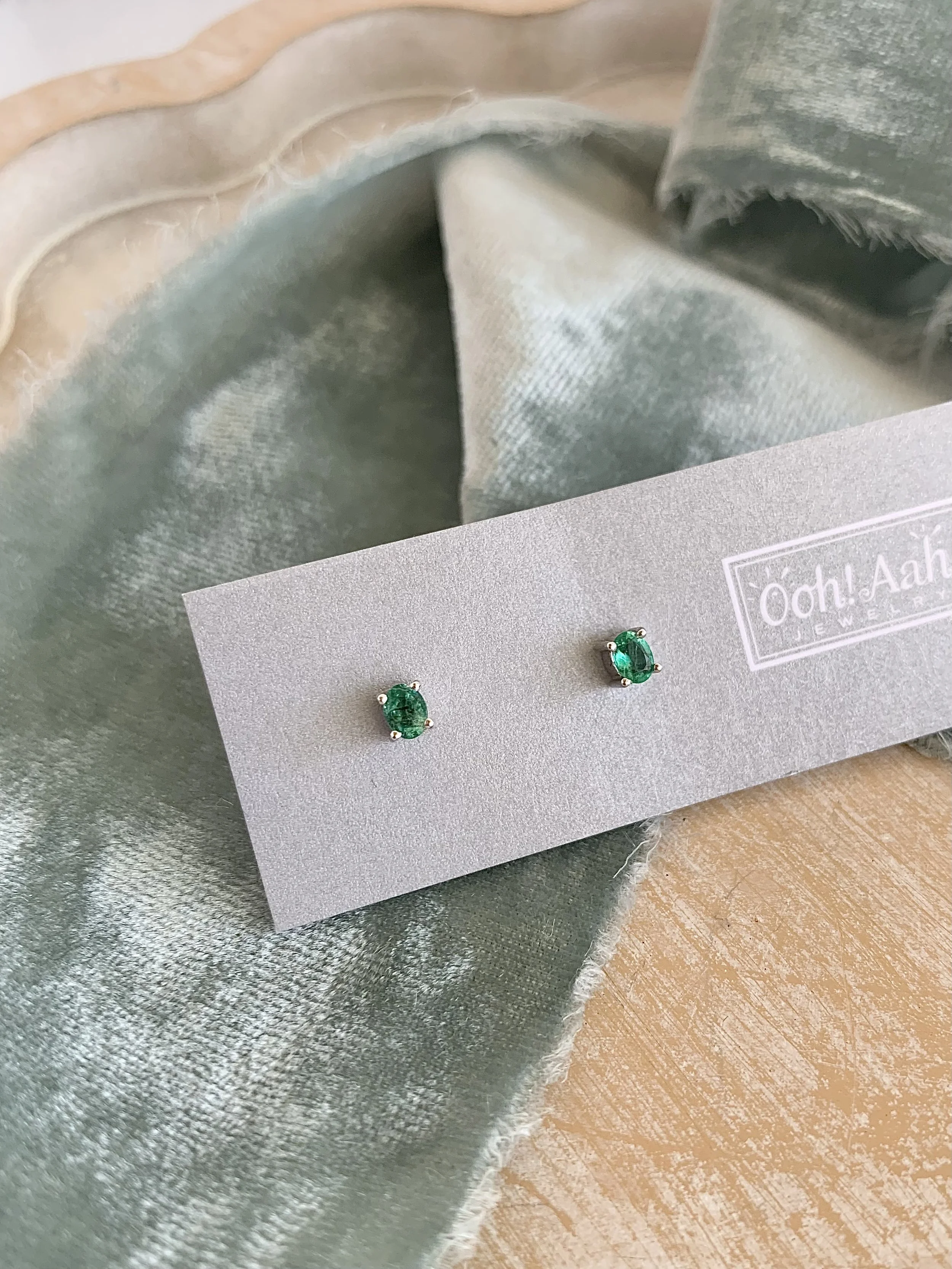 Wise Emerald Silver Stud Earrings