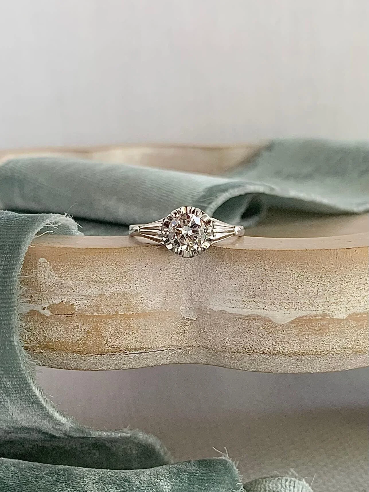 Estate Diamond 14k White Gold Engagement Ring