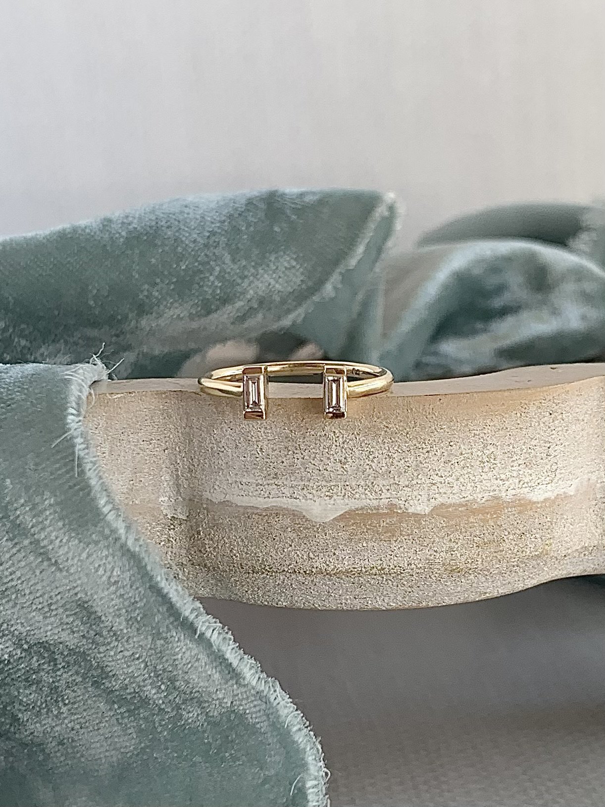 Split Diamond 14k Yellow Gold Ring