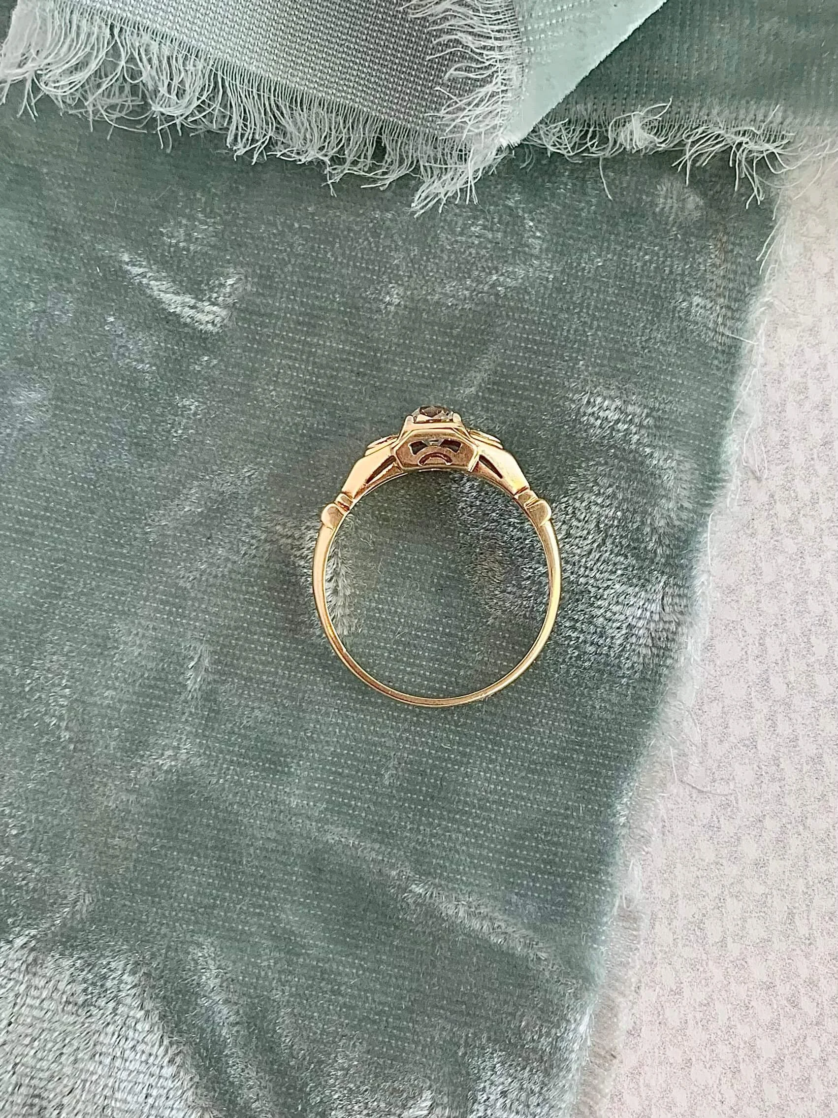 Estate 1940s Diamond 14k Yellow Gold Engagement Ring