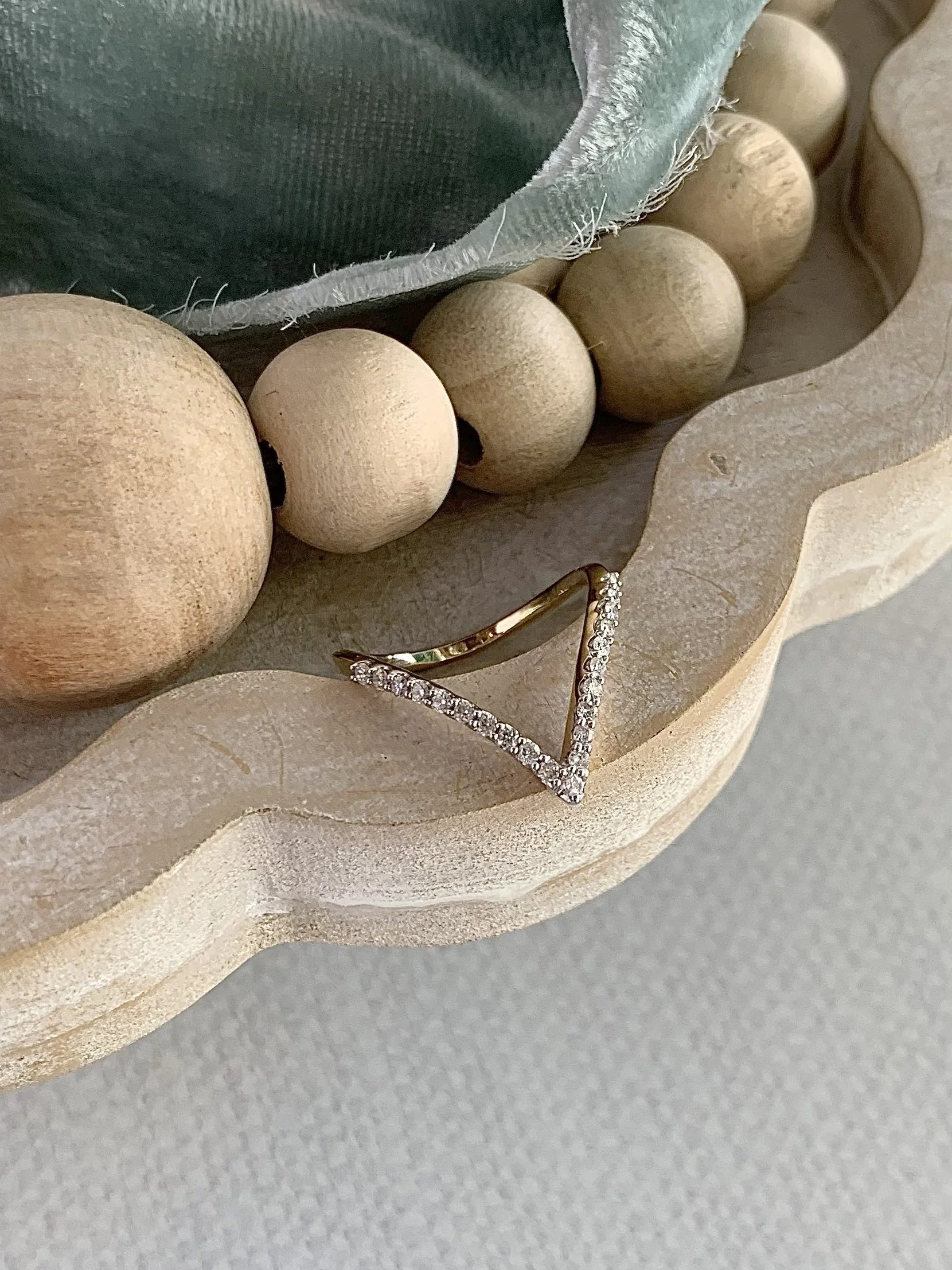 Queens Power Diamond 14k Yellow Gold Ring