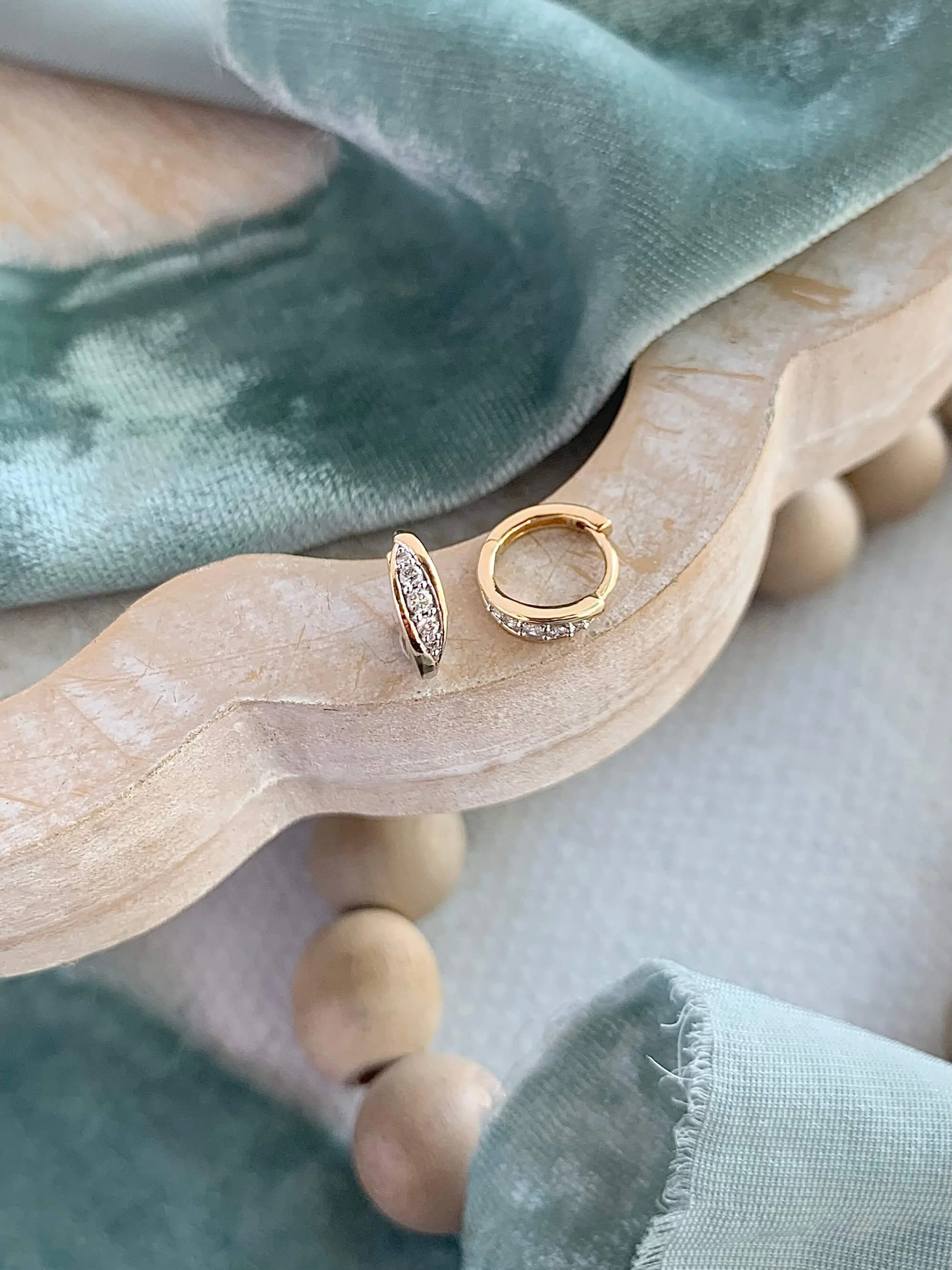pea in pod diamond 14k mixed gold huggie $.00 code oe25a52.jpg