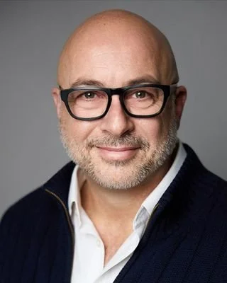 John Coumbe-Lilley, Associate Mediator