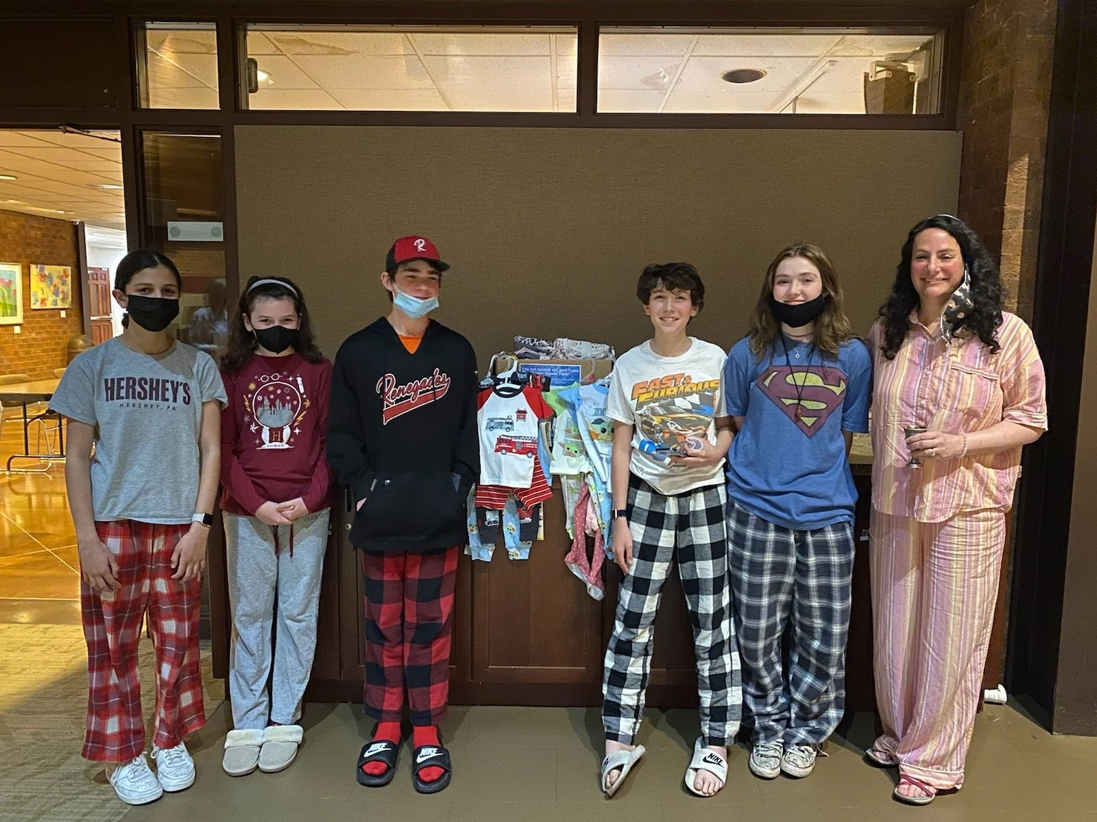 Kol Nefesh Shabbat Service and Pajama Party!