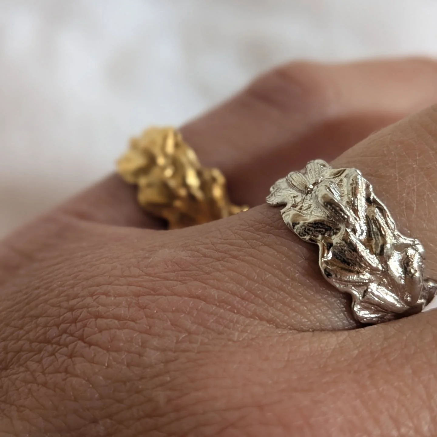 Le Printemps arrive, et notre nouvelle gamme autour de notre fleur pr&eacute;f&eacute;r&eacute;e arrive ! 

Pour f&ecirc;ter l'arriv&eacute;e des produits de @lessentieldelavande dans notre boutique, nous avons concoct&eacute; une collection de folie