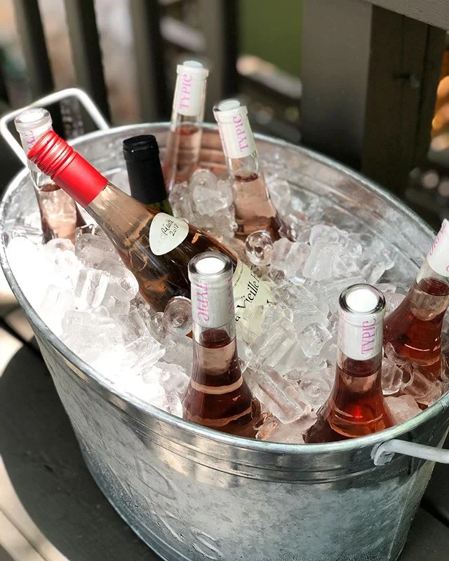 A heavily stocked bucket of rosé should help with these rainy day blues. #nationalroseday #roseallday #bubblybar #mobilebar