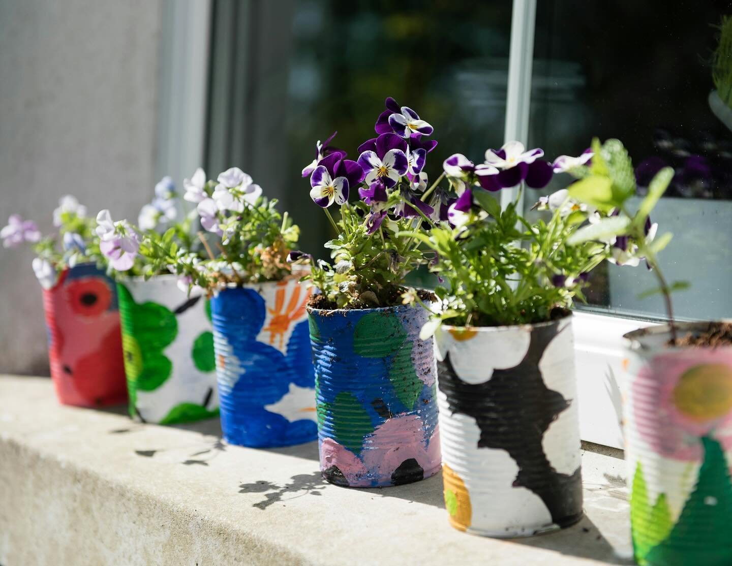 Spring Crafts for Kids That Won&rsquo;t Drive You Bonkers

The kids will get to unleash their inner Picasso, and you end up with some adorable mini spring blooms to dot around the house.

So gather up those recyclables, bust out the glitter and googl