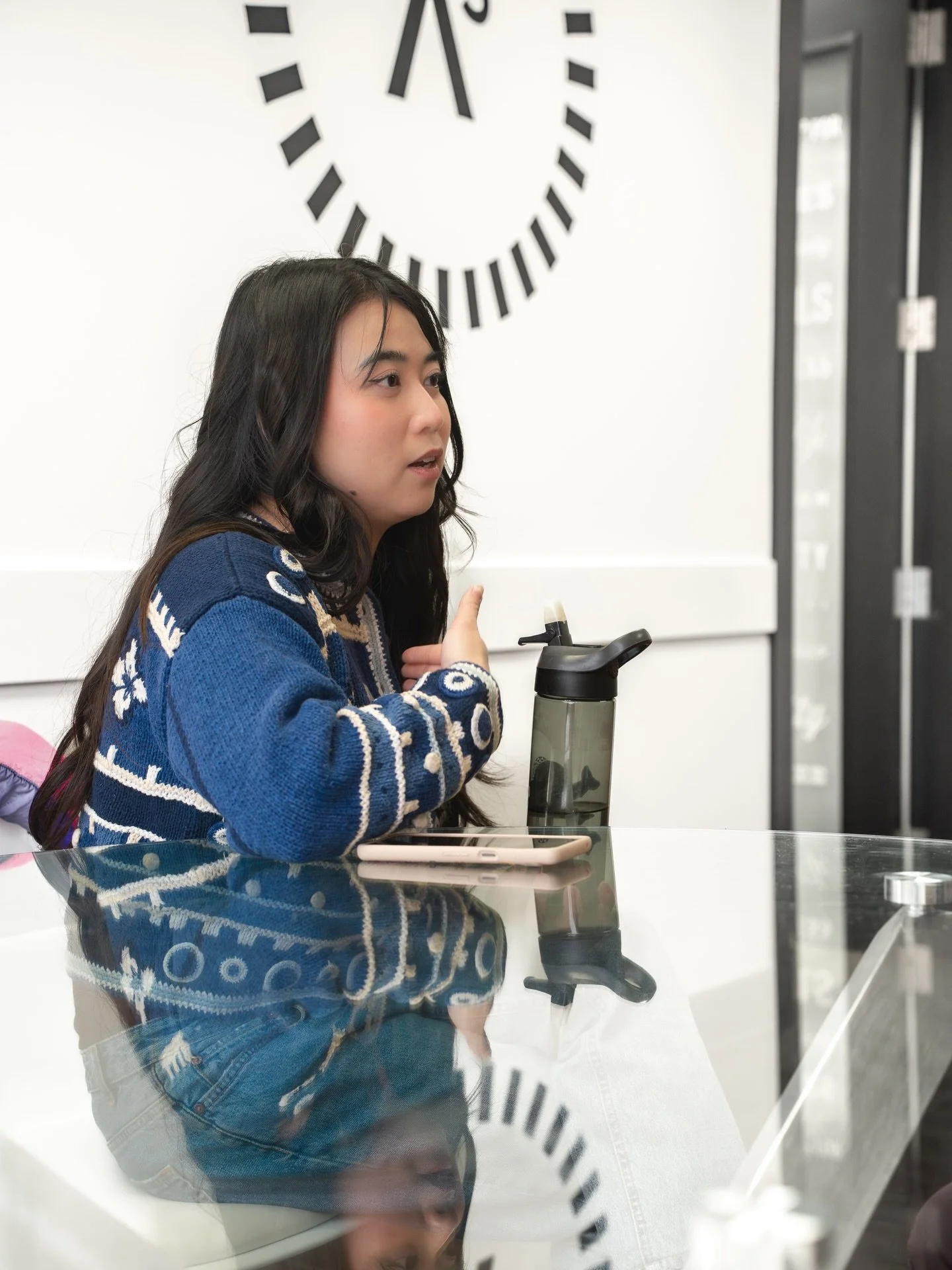 Support does not need to wait until things feel overwhelming. It can begin while things are still forming, still unclear, still manageable.
�Our 7-session early intervention model is designed for this space. A place where support can begin without ne