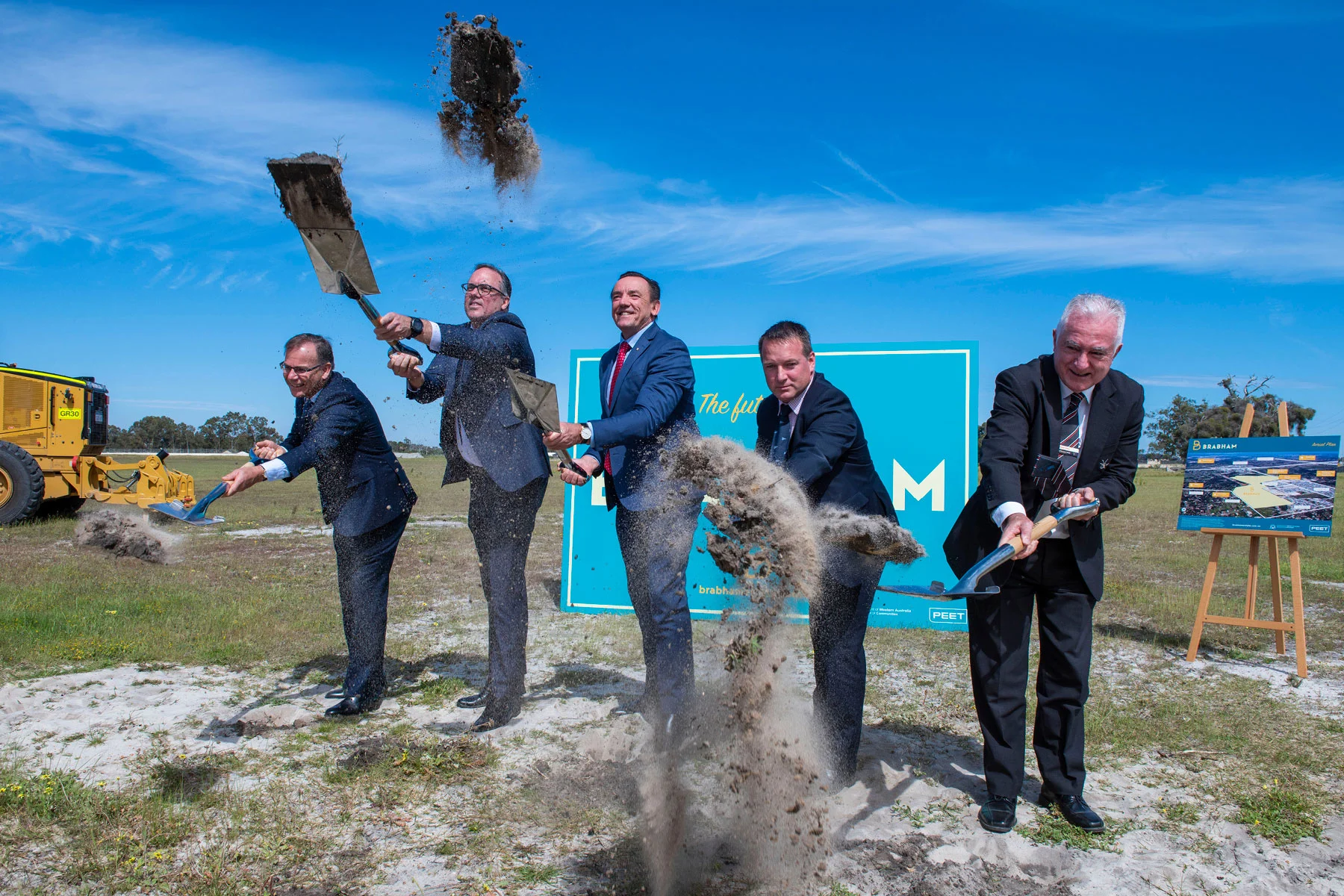 Image: Perron Group Chief Executive Officer Ross Robertson, Brendan Gore, Minister for Housing Peter Tinley, Department of Communities Director Business Development Nigel Hindmarsh and Mayor of the City of Swan Mike Foley