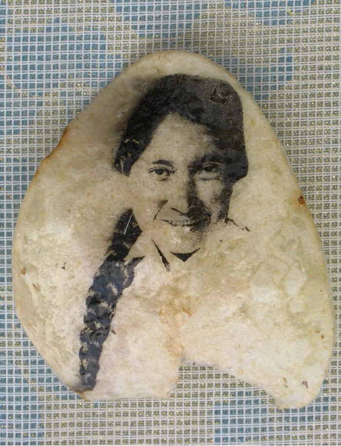 Alejandro Tello Basurco, Diaspora 3 , 5.8 x 5.2 cm, screenprint on potato chip, 2016