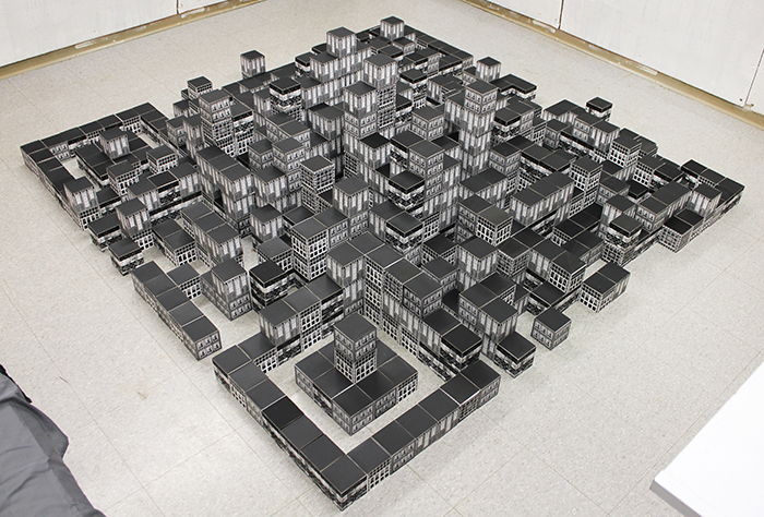 Mizin Shin, Virtual City, Installations (648 screen-printed cubes used), Size Variable, 2016