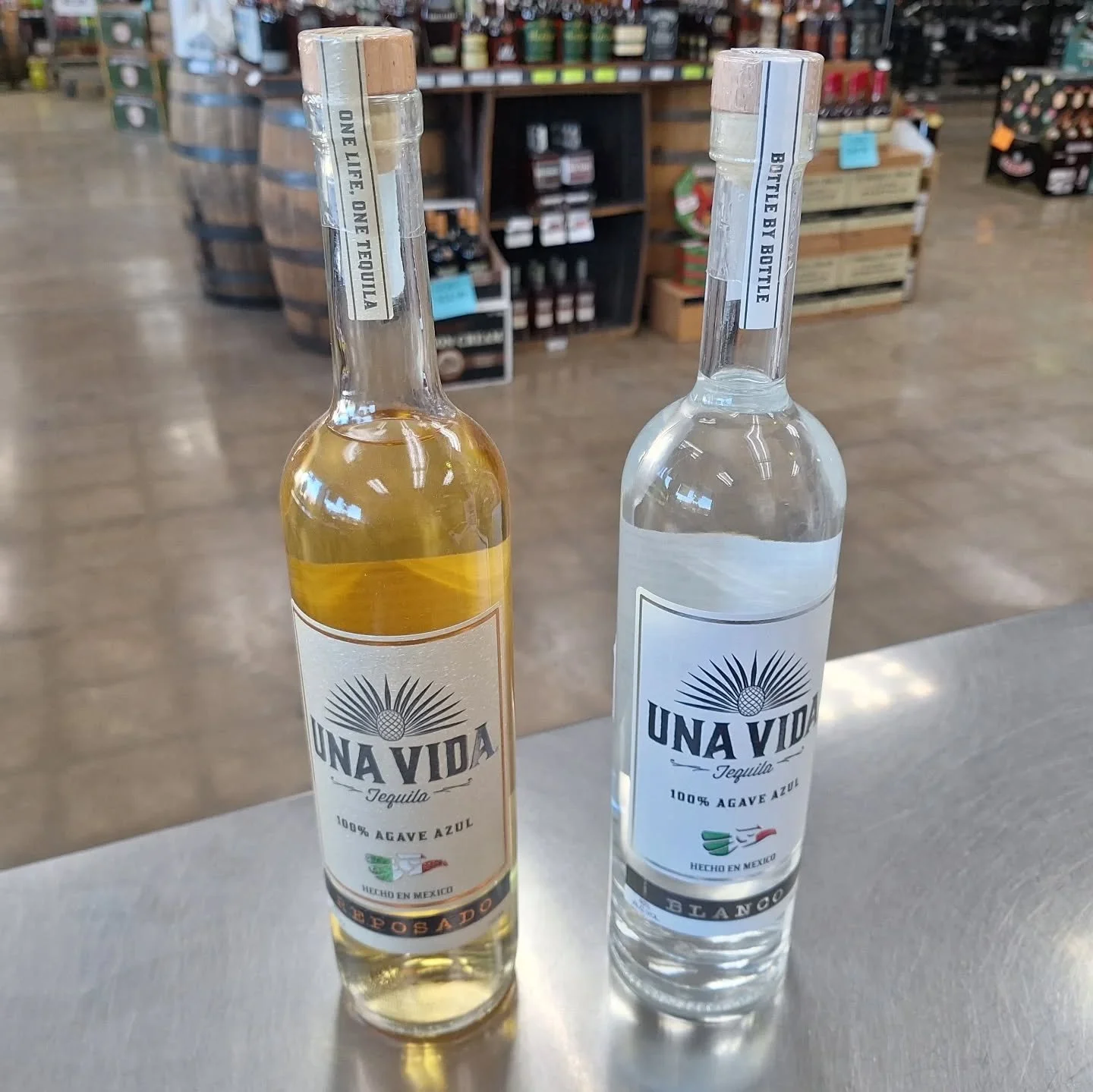 We'll have St. Louis' @unavidatequila sampling their product from 4-6pm today. Swing by after work &amp; try some tasty #tequila. #ontherocksliquor #lawrenceks