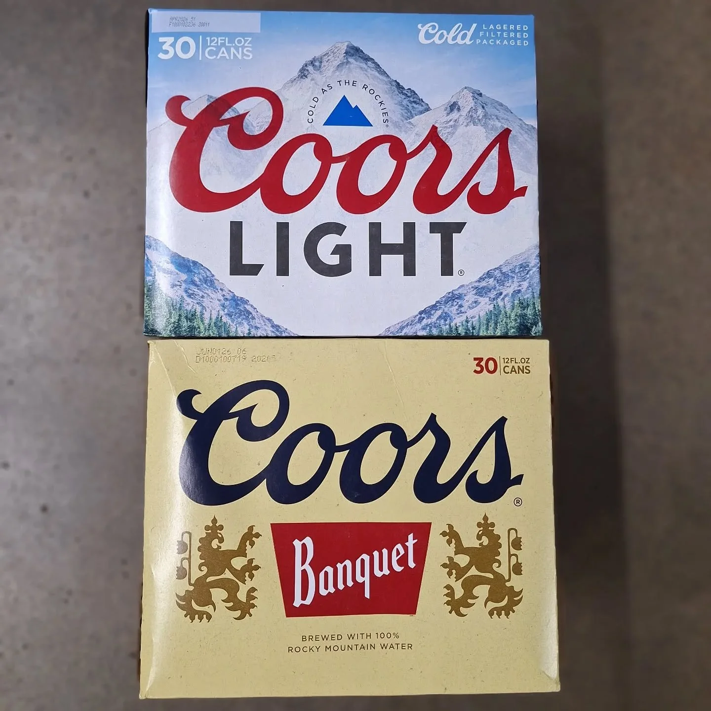 Big #beer sale going on right now. In our quest to be your best deal in town, @coorsbanquet &amp; @coorslight 30 racks are $25.88! #ontherocksliquor #lawrenceks