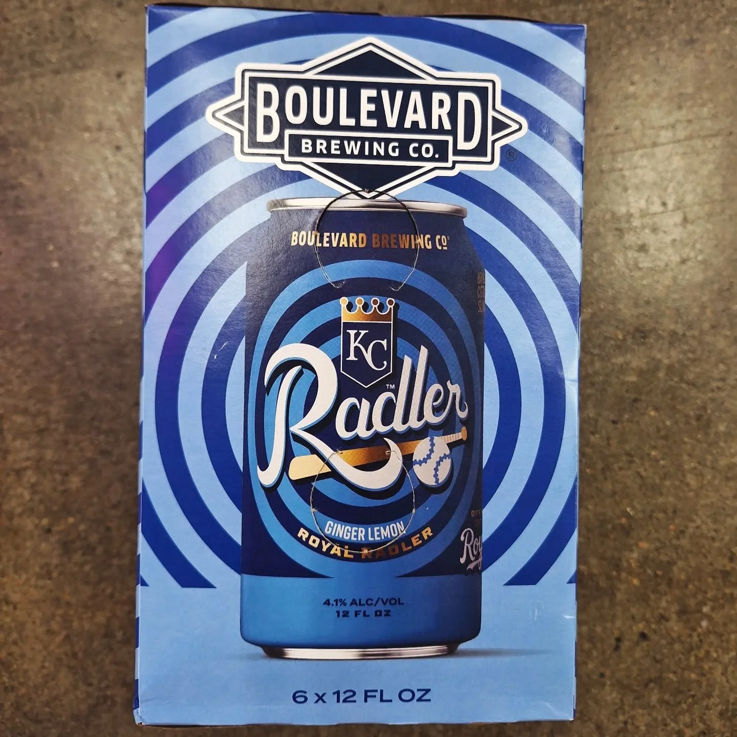 Just so you know, we're all very jealous of you all hoing to opening day at the K today. Have fun for us &amp; go @kcroyals! This @boulevard_beer Sadler is perfect for your tailgate! #ontherocksliquor #lawrenceks #kcroyals