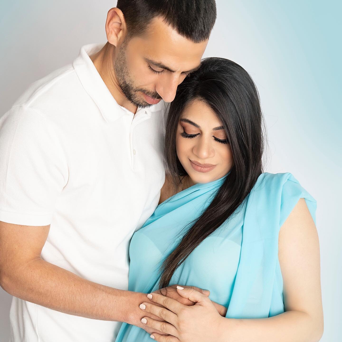The greatest gift 💝 

Book a pregnancy session !! 
Bookings: +96170415050 or click the CONTACT BUTTON 

#newborns#newbornphotography #newbornworkshop #newbornphotographer #pregnancyphotoshoot #pregnancyphotography #maternityphotography #babyphotogra