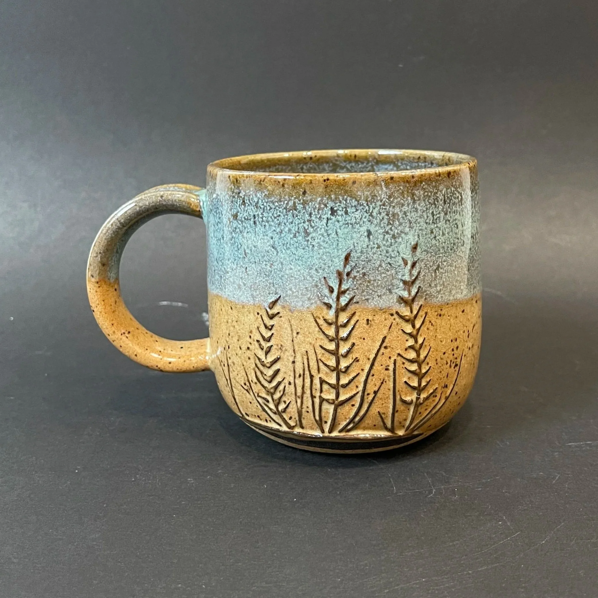 Medium Agate Beach Slip Latte Mug