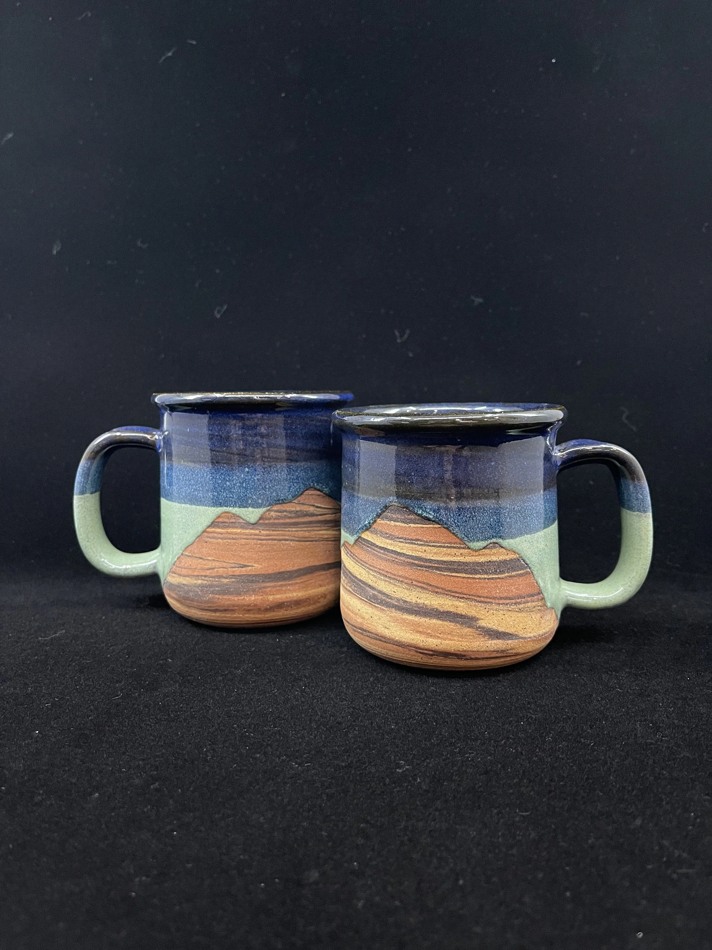Medium Swirly Mountain Camper Mug