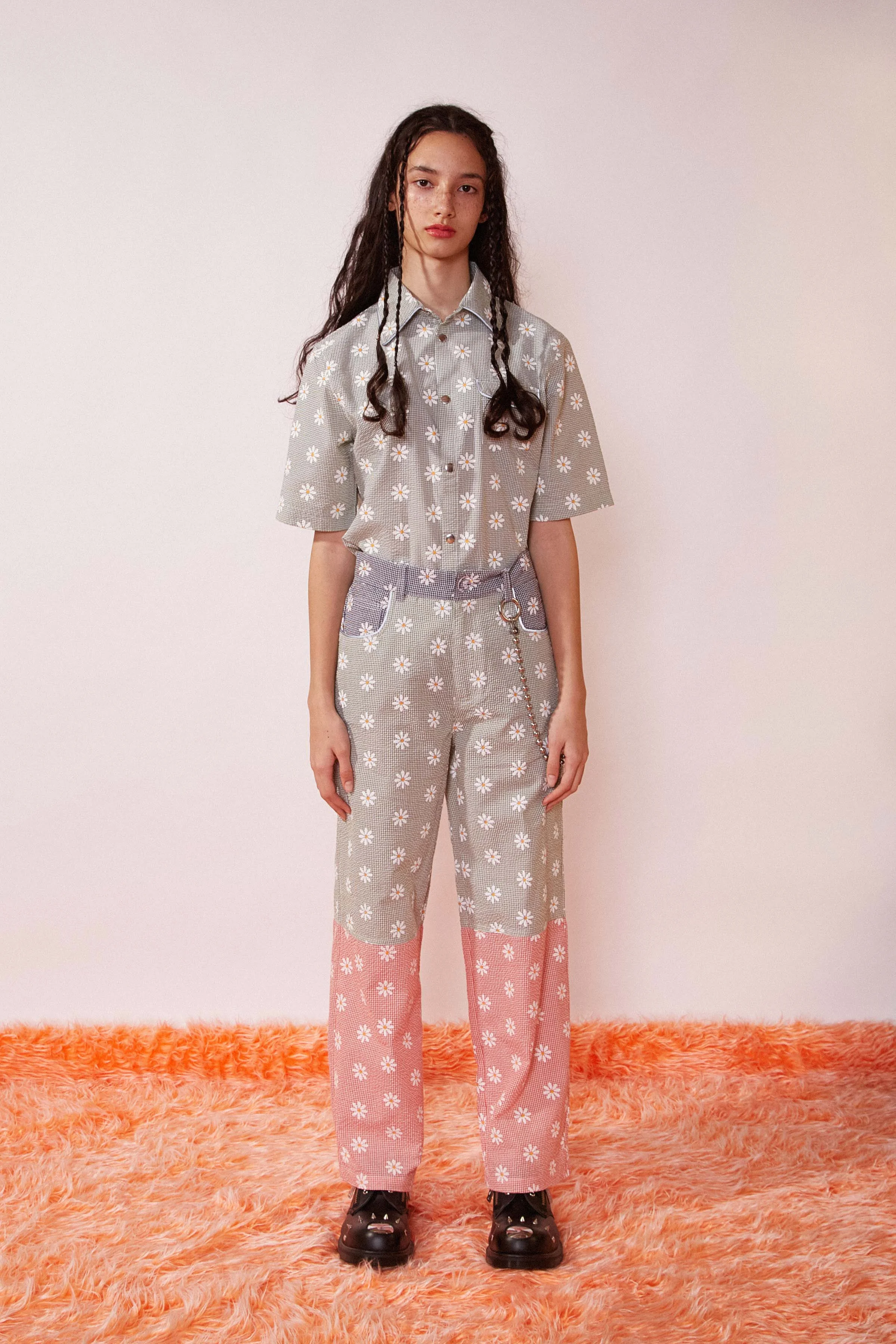 somewhere_nowhere_clothing_daisy_1.jpg
