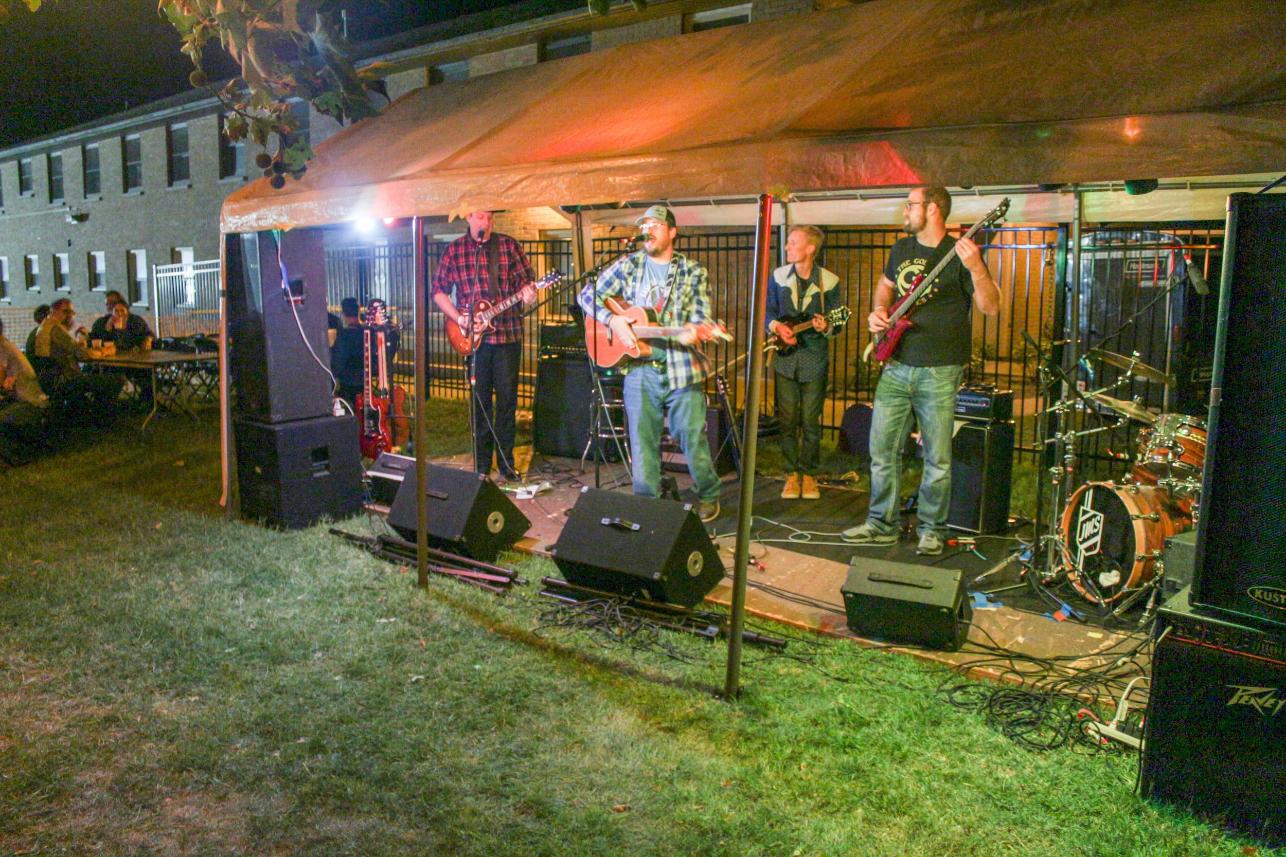 Live music friday near me