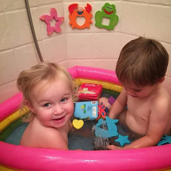 rv with toddlers bath tub.jpg