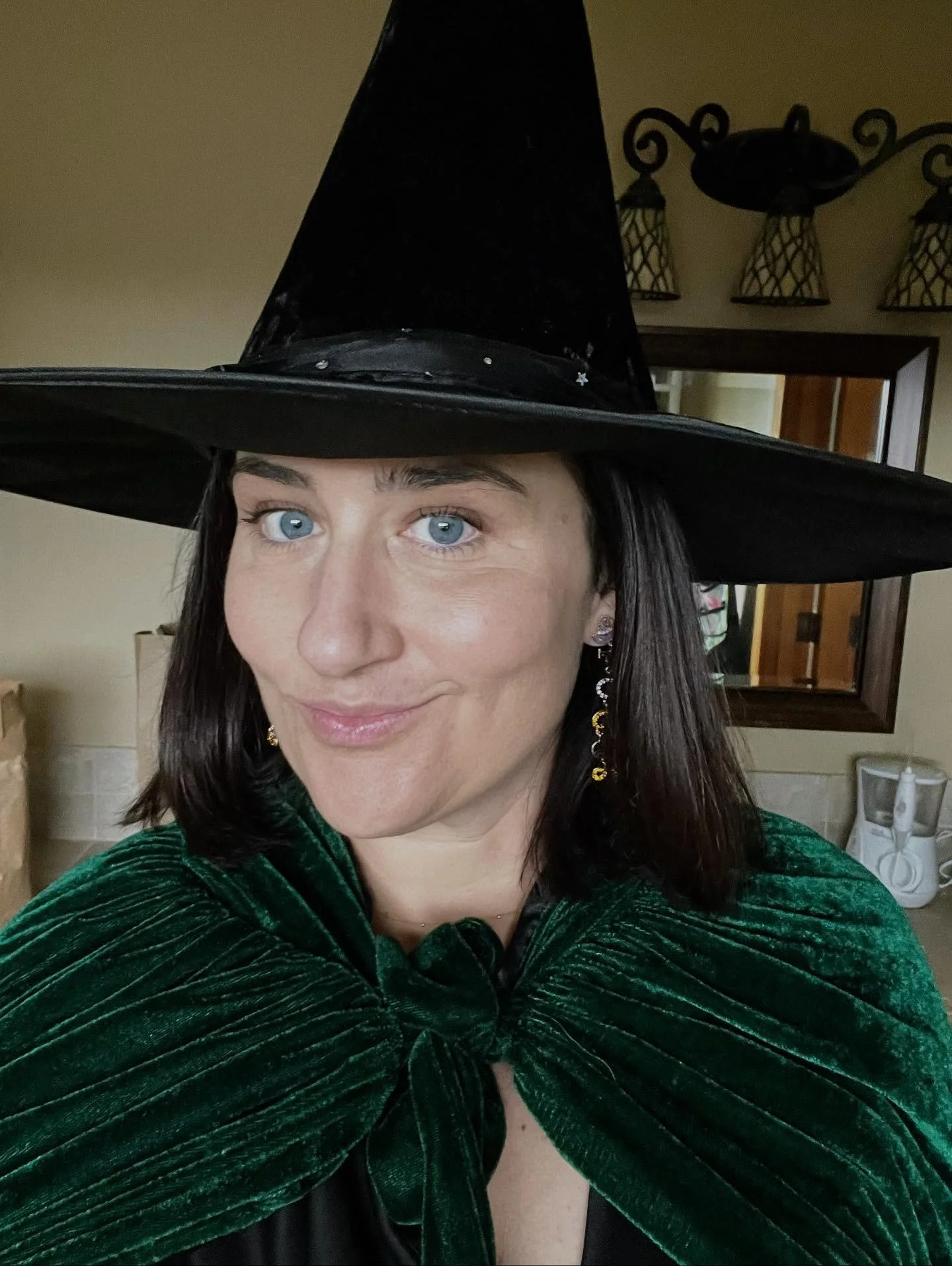 Season of the witch 🖤