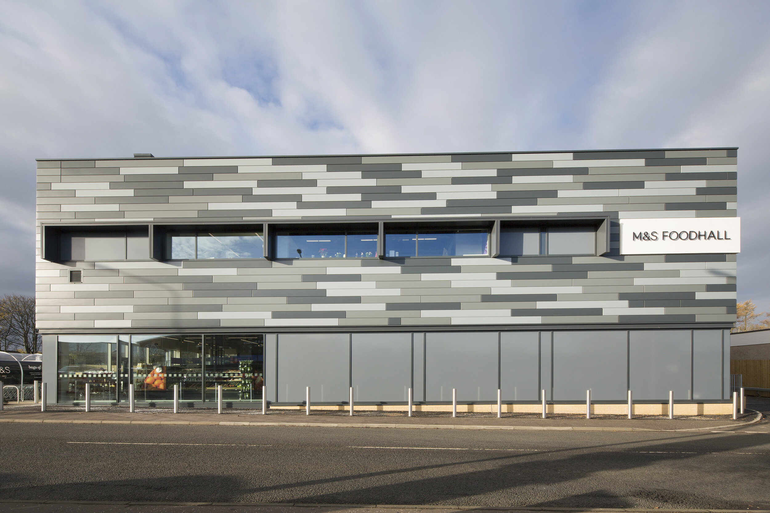 Metaltech_facades_M&S_standrews_6.jpg