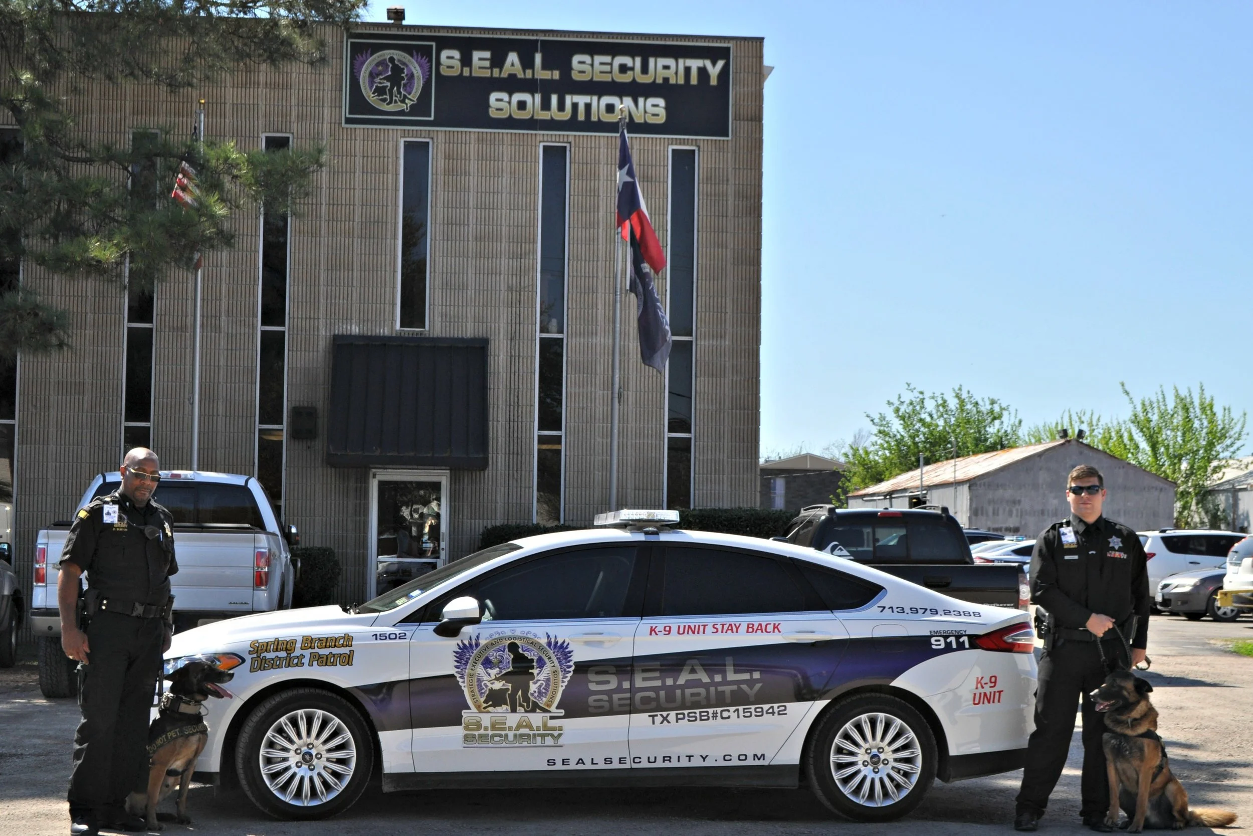 Private Security Patrol LOCATES Missing Elderly Resident