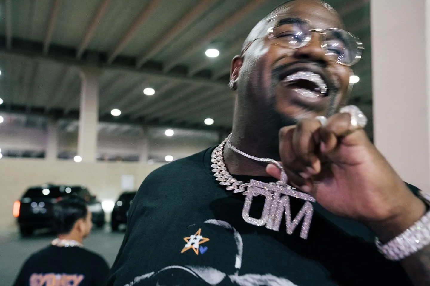 Tonight was a blur. 🥶
@bigmike_otm @aja22wilson