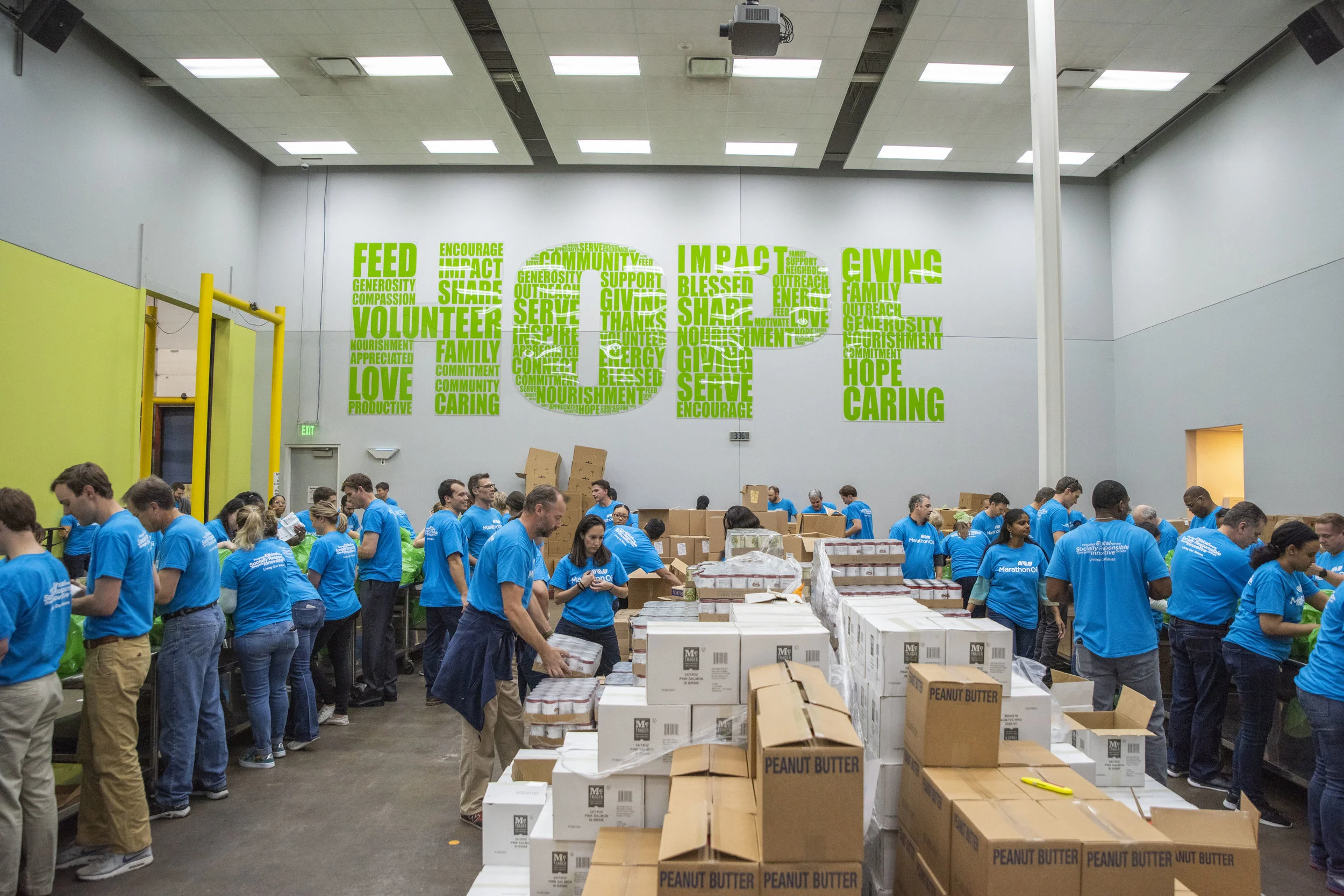 18NOV_Houston_Food_Bank_187.jpg