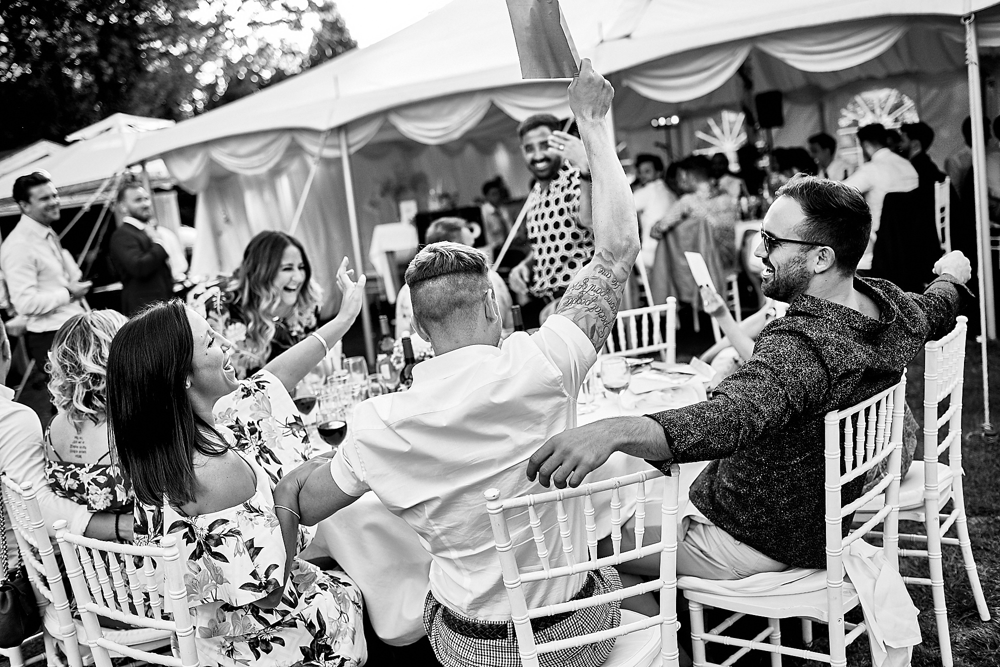 Wedding at Chateau la Durantie Dordogne, France. Wedding photographer in Clermont-Ferrand Bordeaux