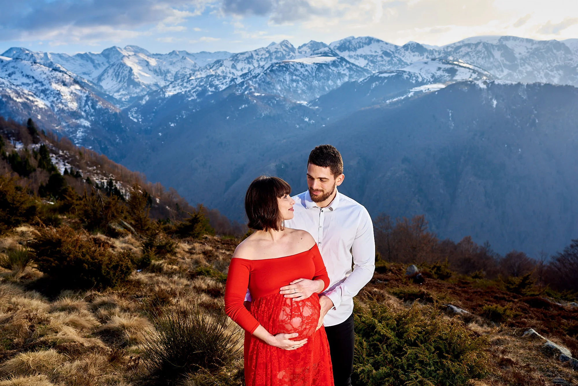 Séance photo grossesse dans les Pyrénées en Ariège - Montagnes