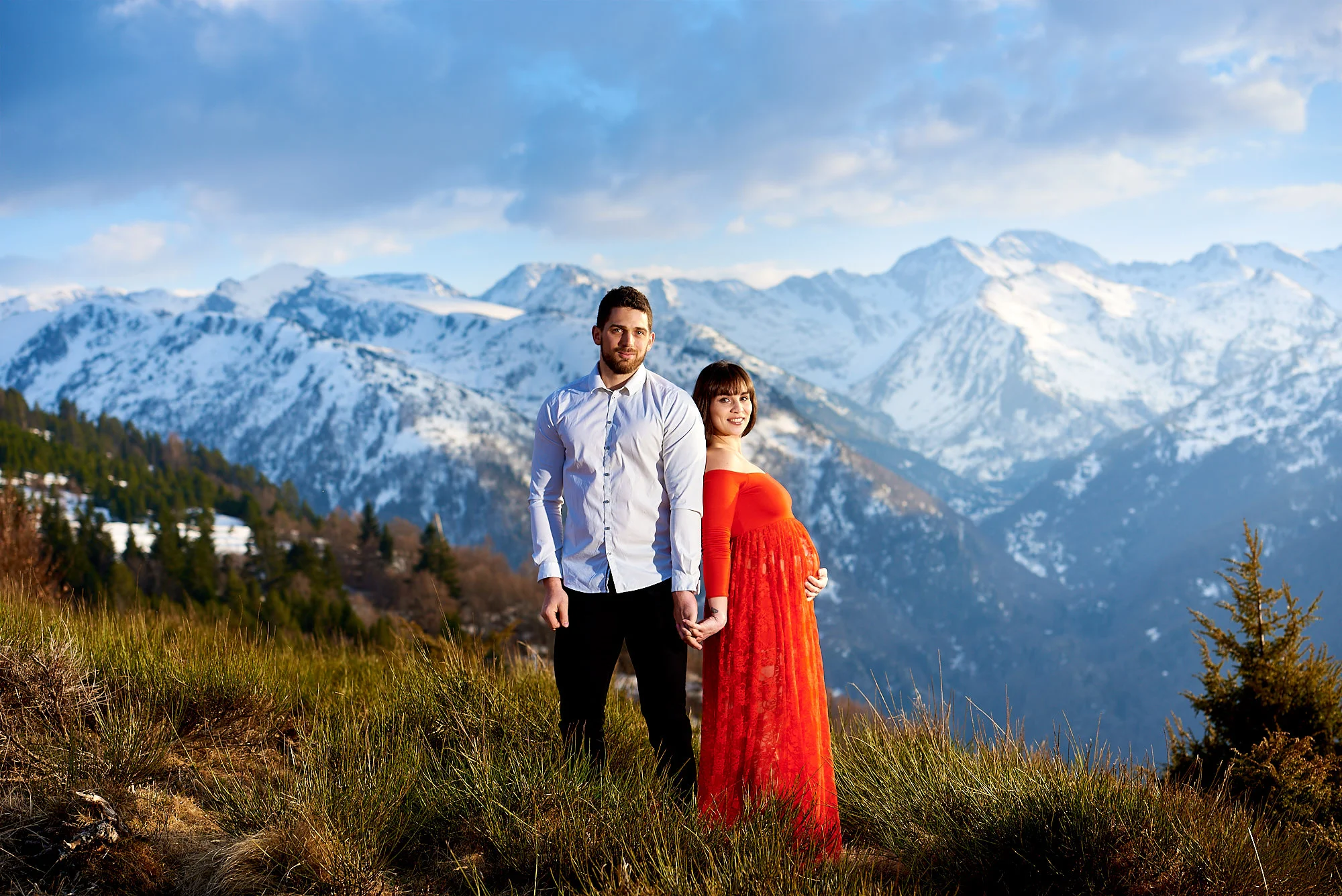 Séance photo grossesse dans les Pyrénées en Ariège - Montagnes