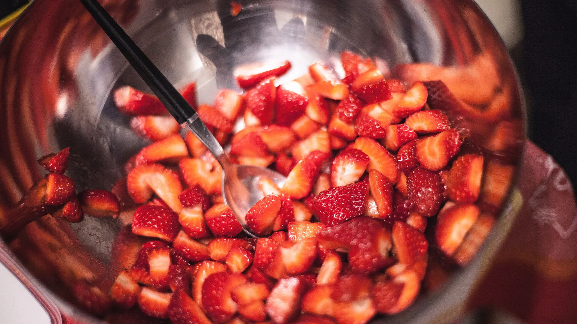 LOCALLY SOURCED<br>PRODUCE