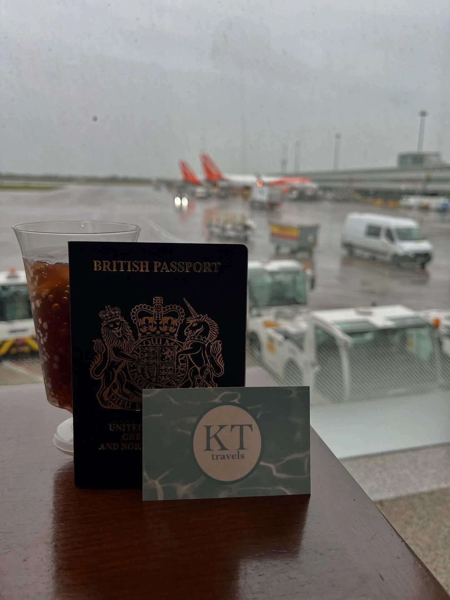 At the start of a big week thanks to @kt___travels for sourcing flights and hotels!

Keep watching to see where the card ends up!

#travel #lovetravelling #britishairways