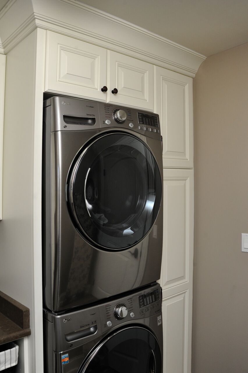 Laundry/Lockers — Wood Street Cabinet