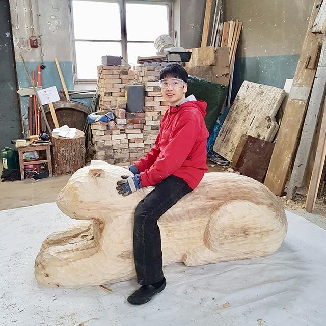 In the process of wood sculpturing!
#yasushikoyama #s&ouml;p&ouml; #sippola #taidekeskusantares #galleriaantares #woodsculpture #puuveistos