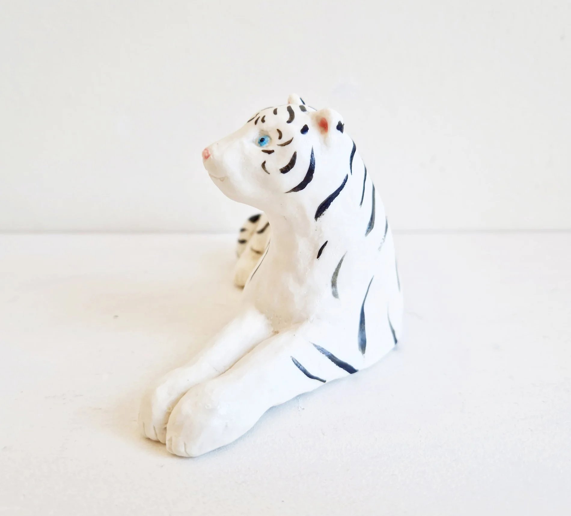 White tiger 4-3 (taidelainaamo) .jpg