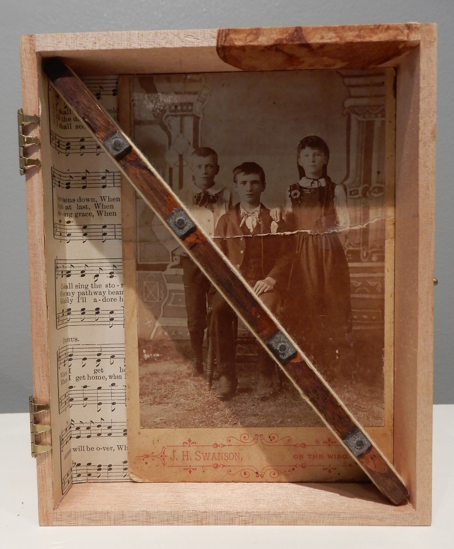 Kathleen Loomis : Trio Box