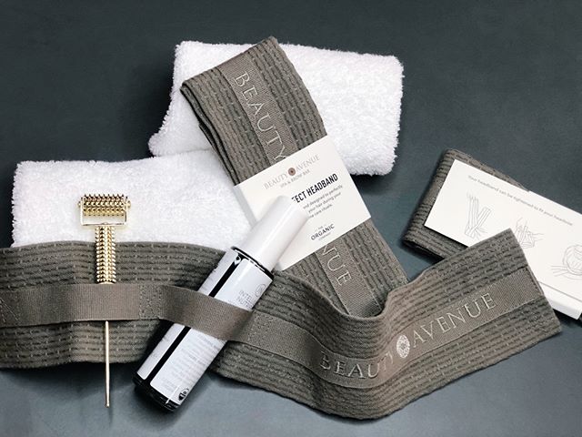 Det perfekte sæt til at holde din hud smuk og gennemfugtet hele efteråret og vinteren 🍂🌧 Vi har sammensat Perfect Glow Facial Kit til dig, der ønsker at gøre noget ekstra ud af din hudplejerutine, så du kan opnå den smukkeste glød, og sørge for at din hud er sund og gennemfugtet hele året. Læs mere om det lækre sæt på vores helt nye hjemmeside 💋
#beautyavenuedk #beauty #beautiful #cleanbeauty #organicbeauty #summerglowallyear #ecoluxe #sustainableluxury