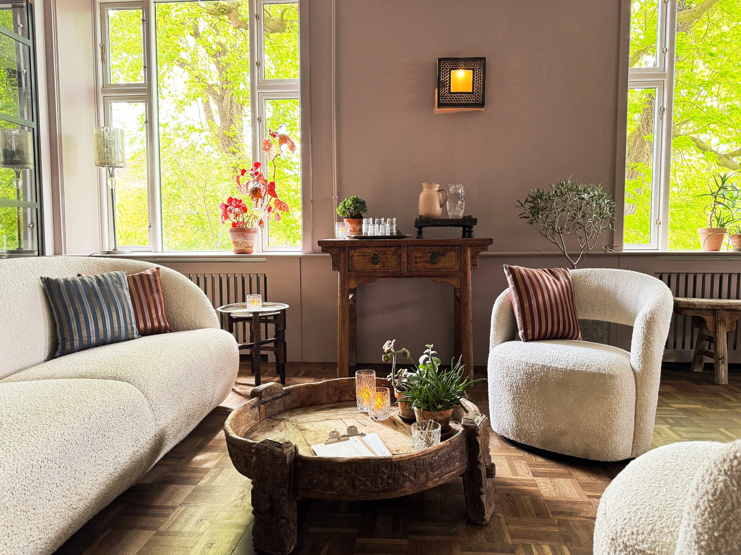 Beauty Avenue's Lounge