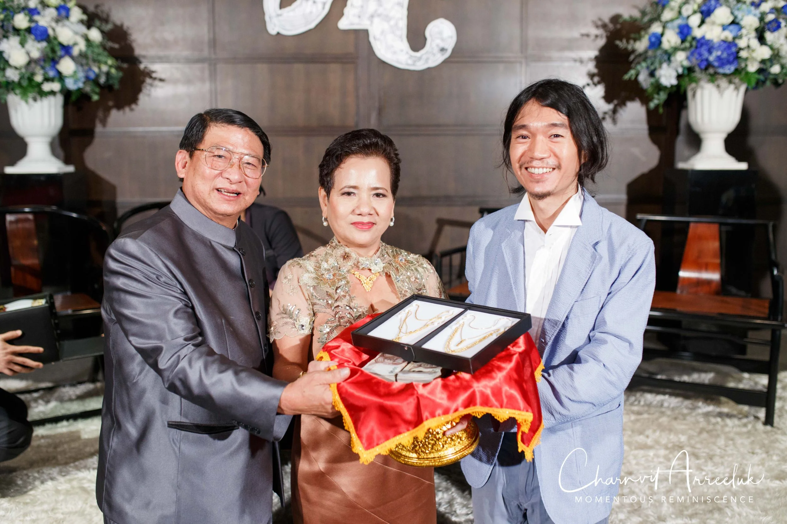 Gae Vit Engagement-263_Resize.jpg