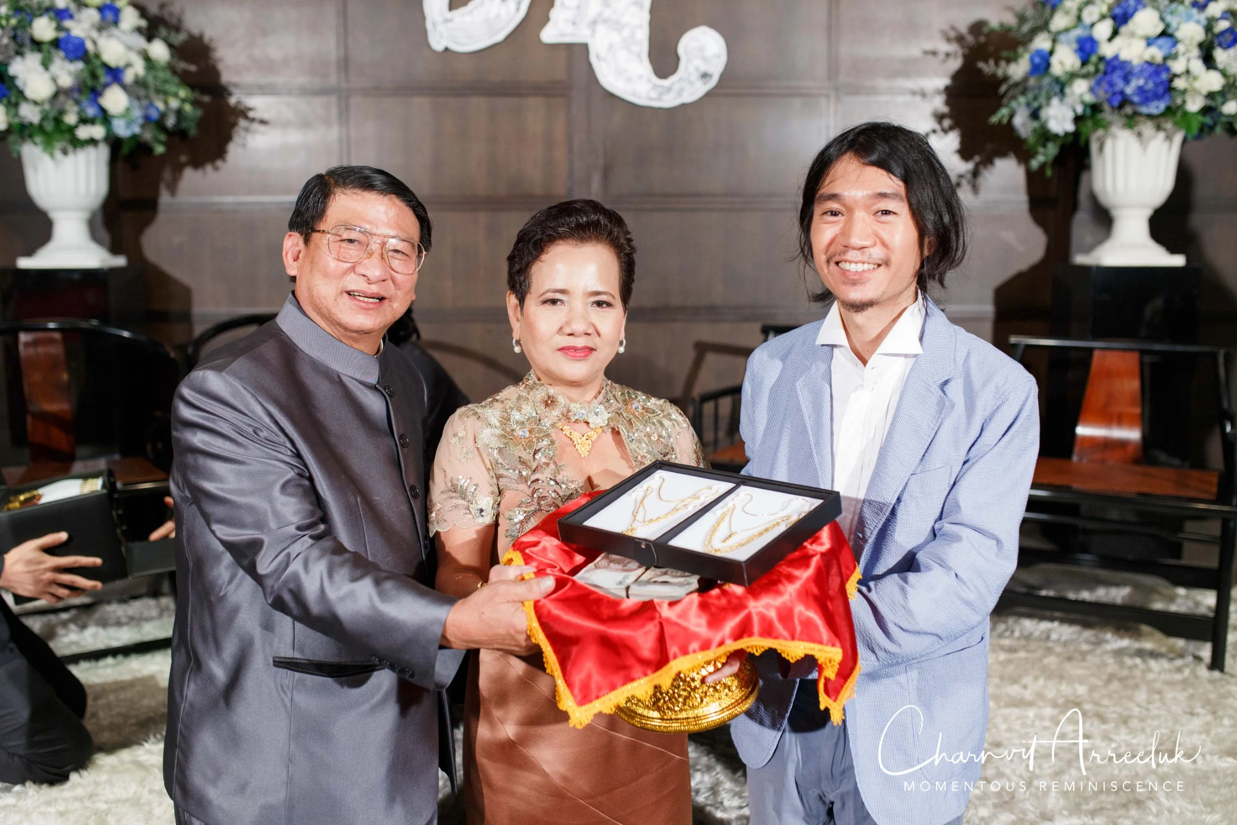 Gae Vit Engagement-264_Resize.jpg