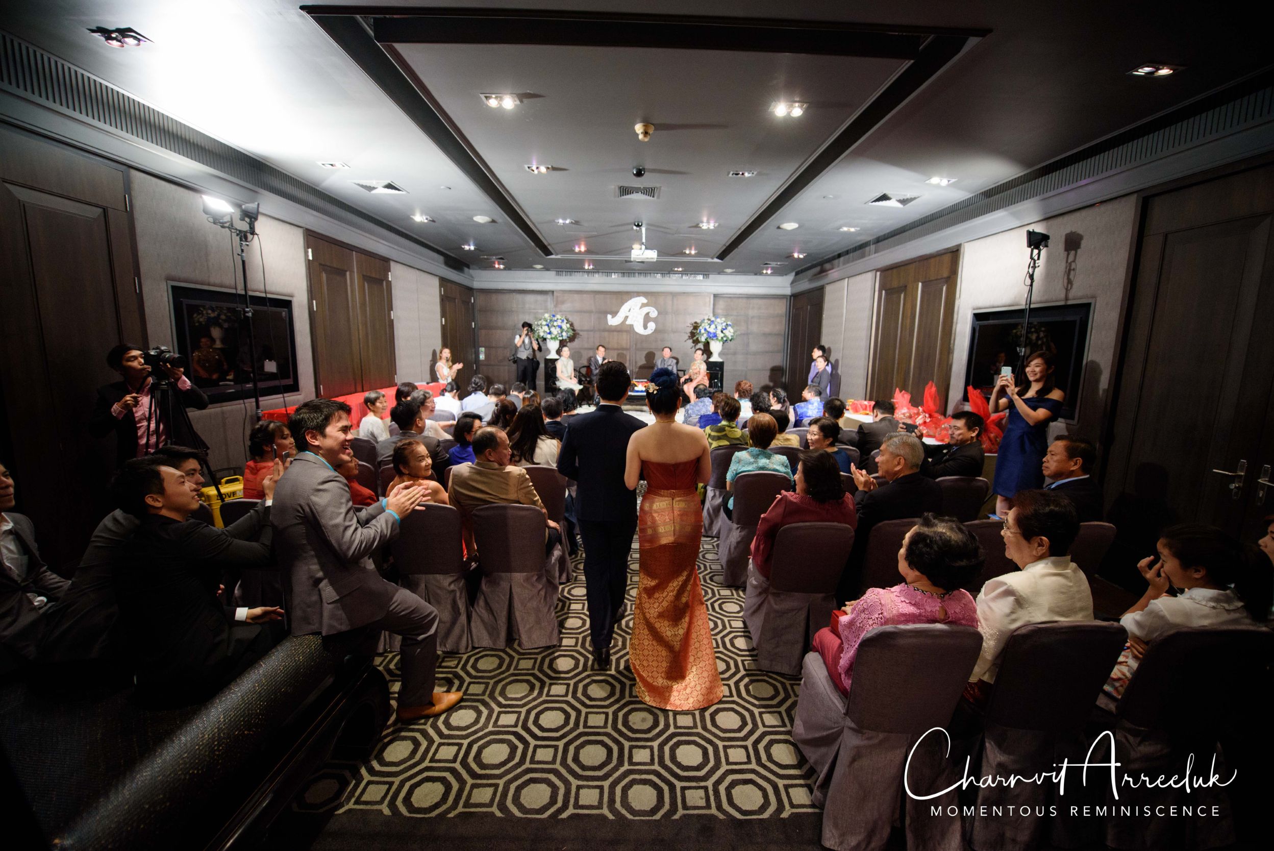 Gae Vit Engagement-320_Resize.jpg