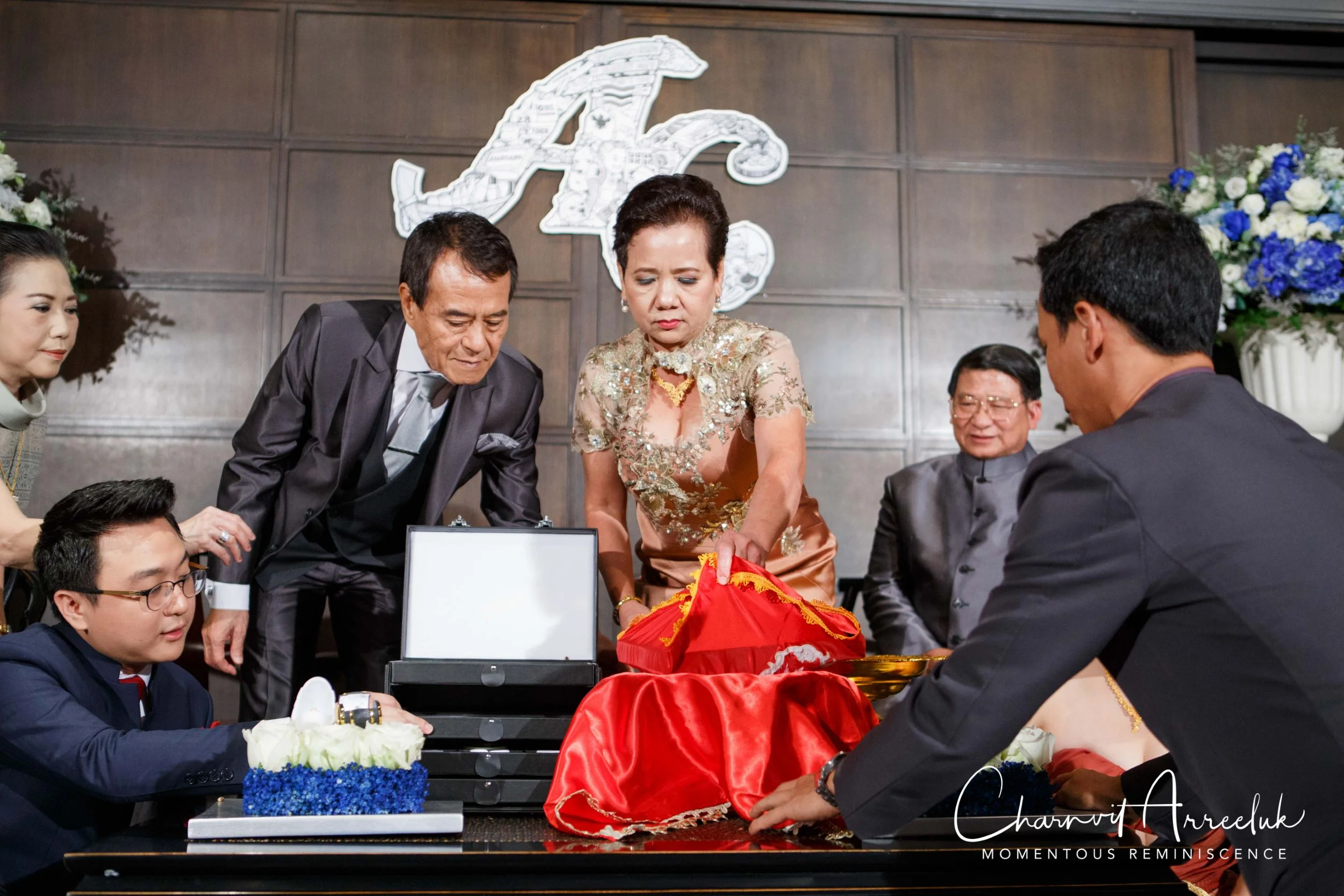 Gae Vit Engagement-348_Resize.jpg