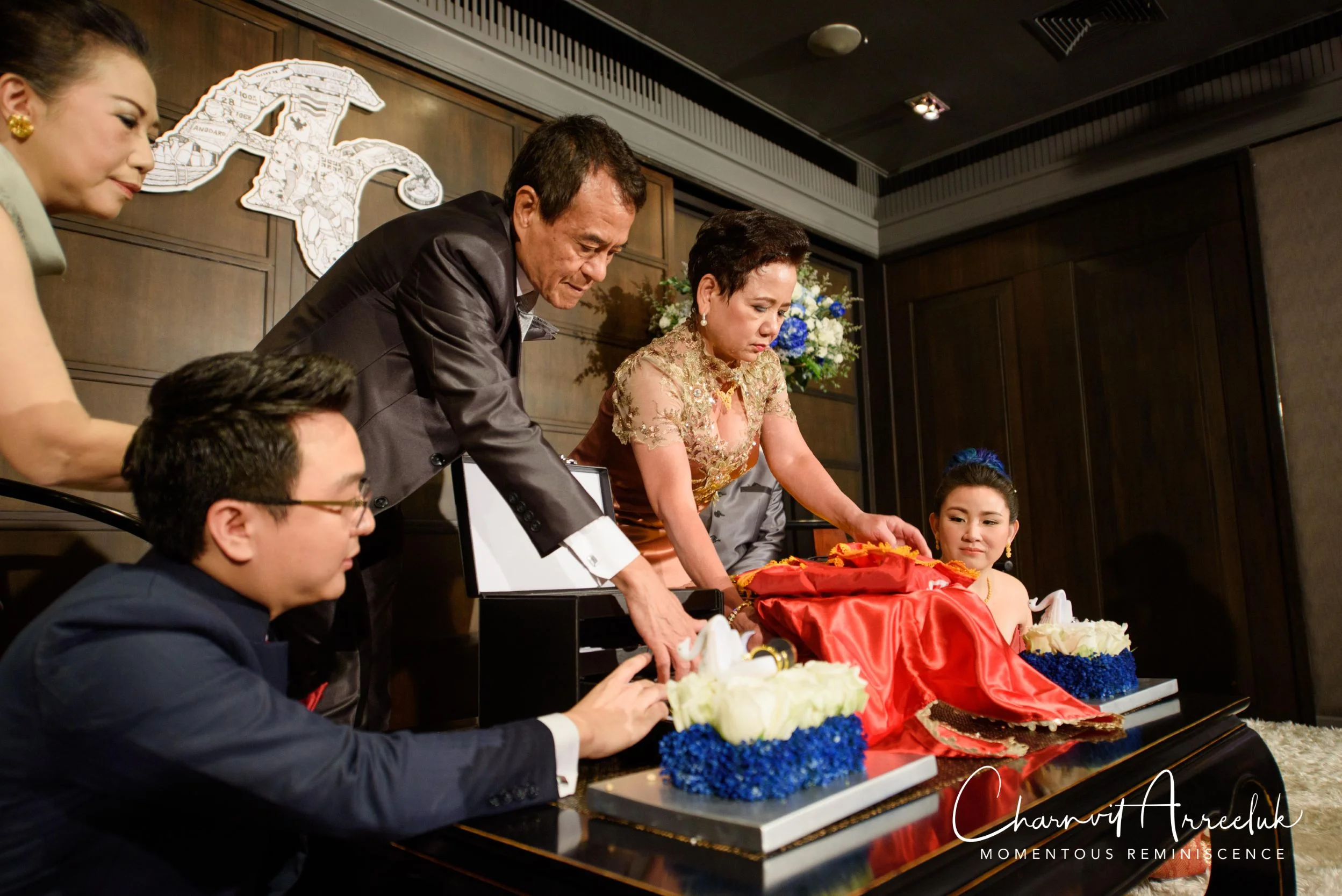 Gae Vit Engagement-349_Resize.jpg